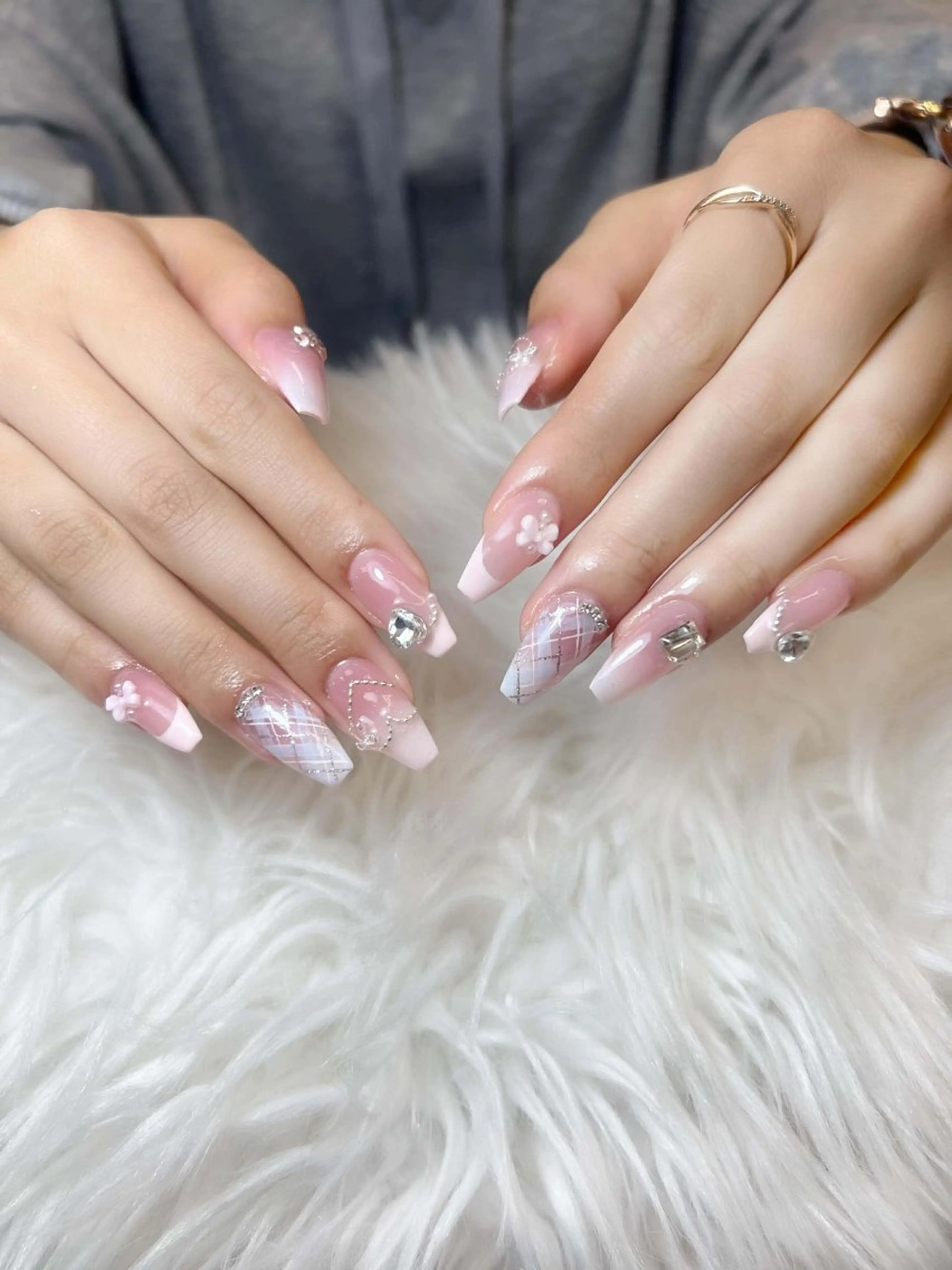 ネイル ANH ゴテゴテネイルサロンのネイルデザイン