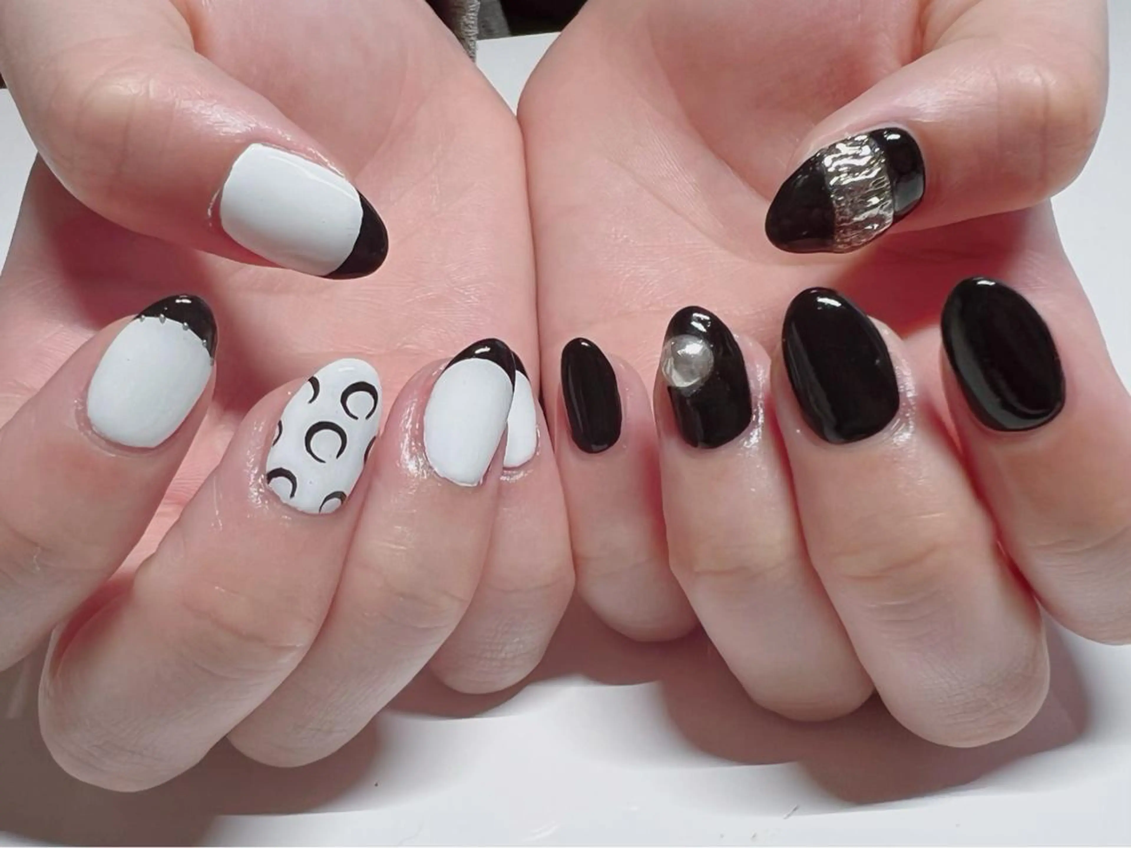 ネイル ハンドネイル IRAS..nail ＥＲＩＫＡのネイルデザイン