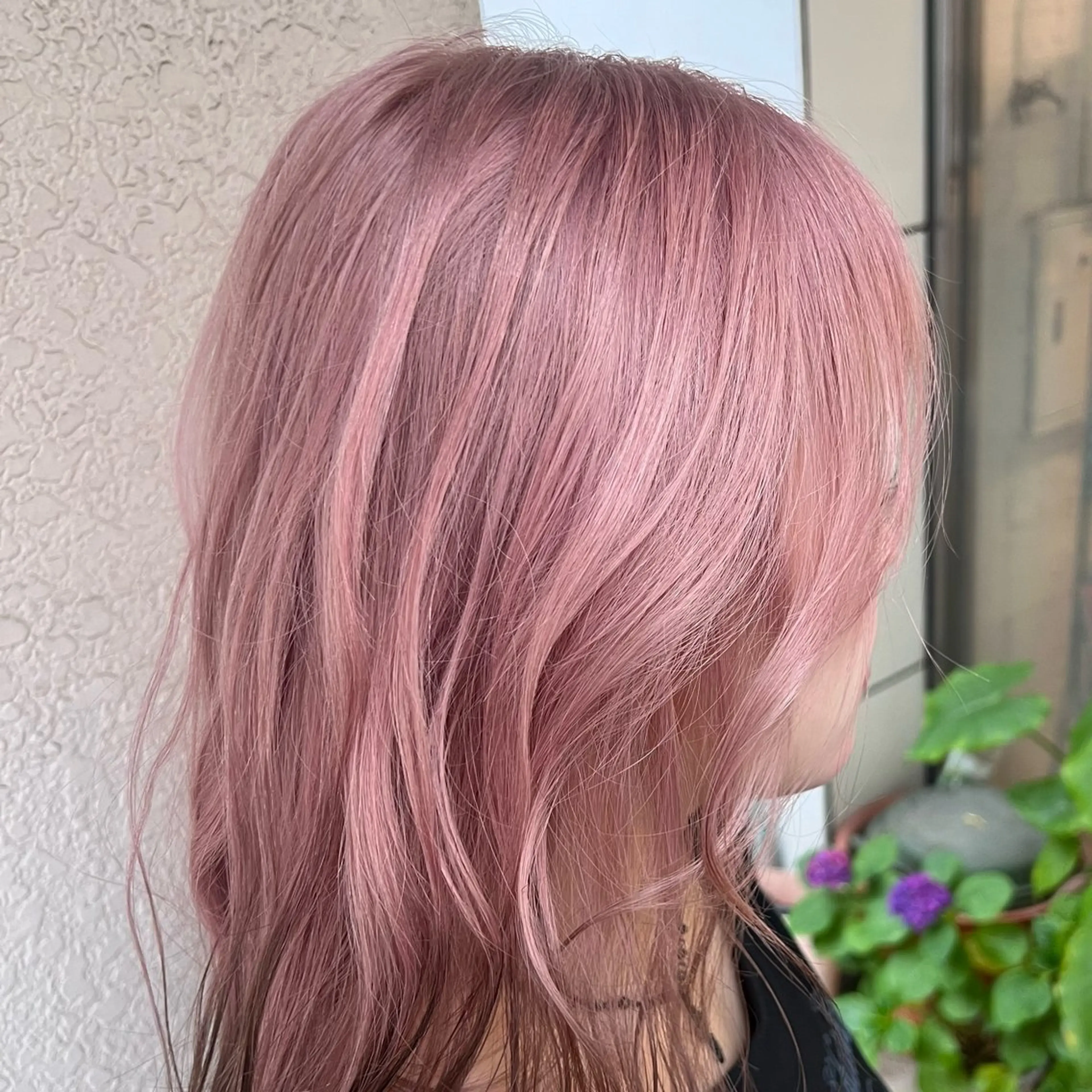 ロング カラー ベージュカラー ブリーチ 透明感カラー ピンクカラー ピンクベージュ ⚡️ハイトーン/ デザインカラー⚡️のヘアスタイル