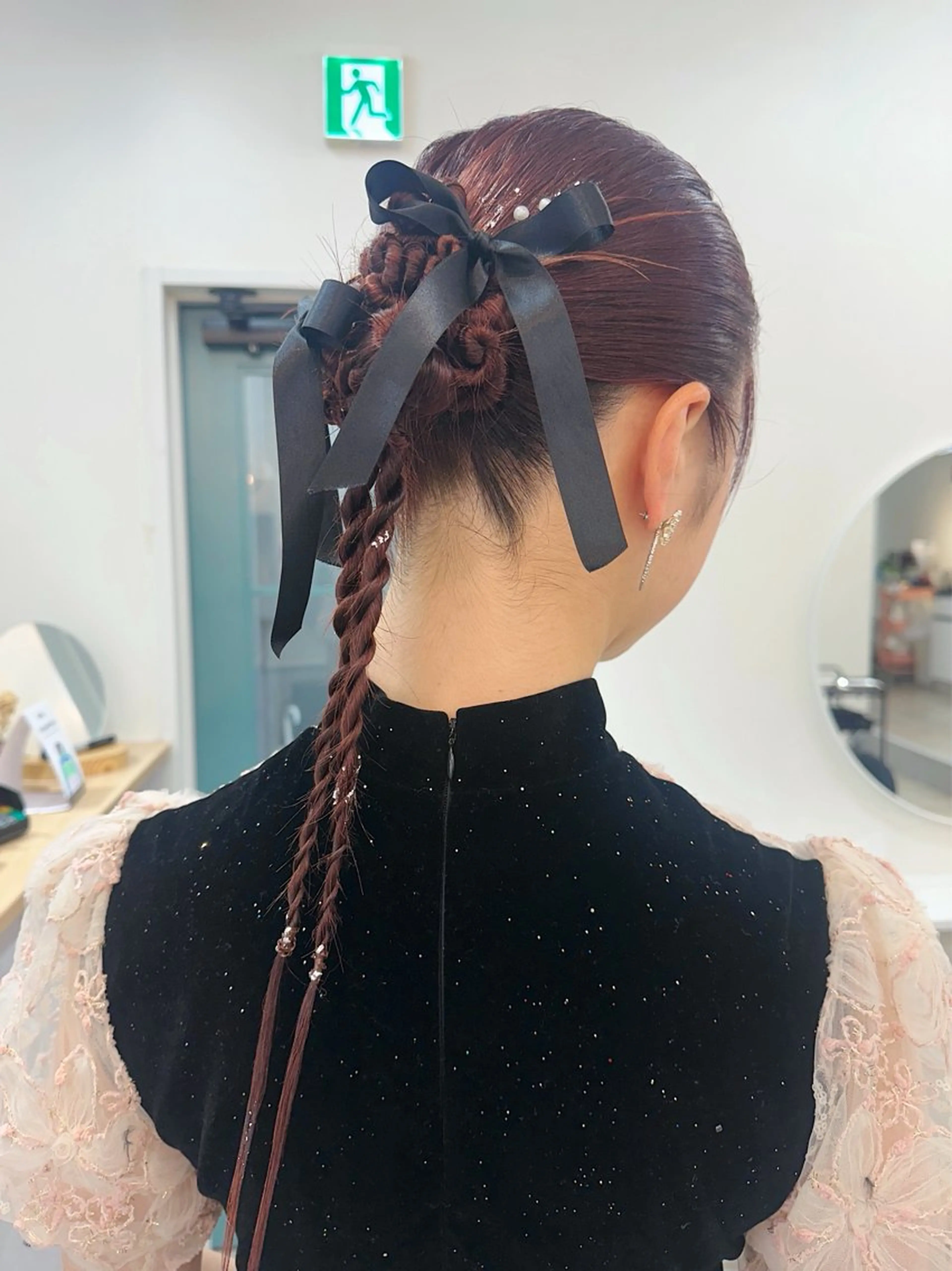 ヘアアレンジ 卒業式のヘアスタイル レイヤー/顔周り /いいぬまみかのヘアスタイル