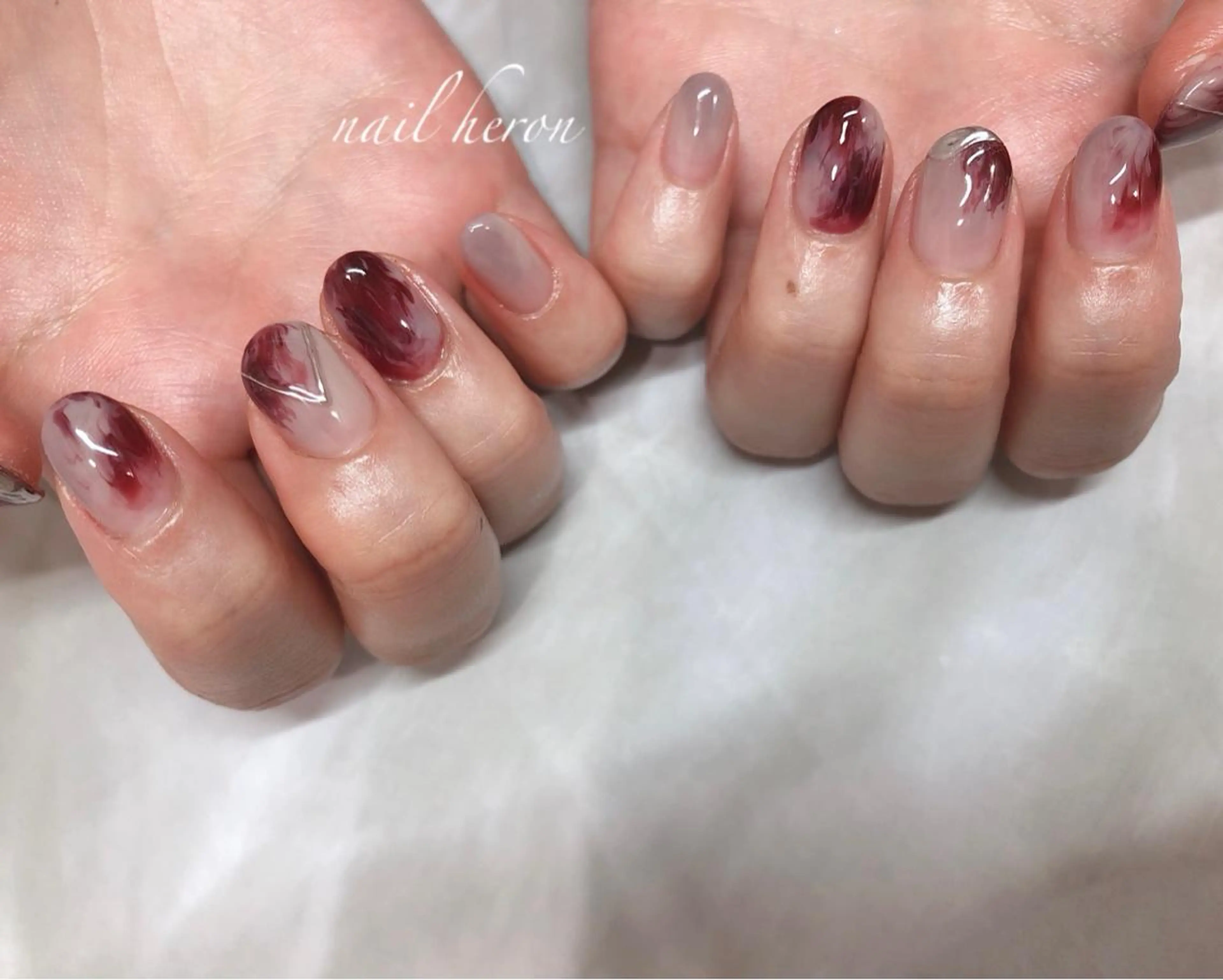 ネイル パープル ハンドネイル saki_ nail heronのネイルデザイン