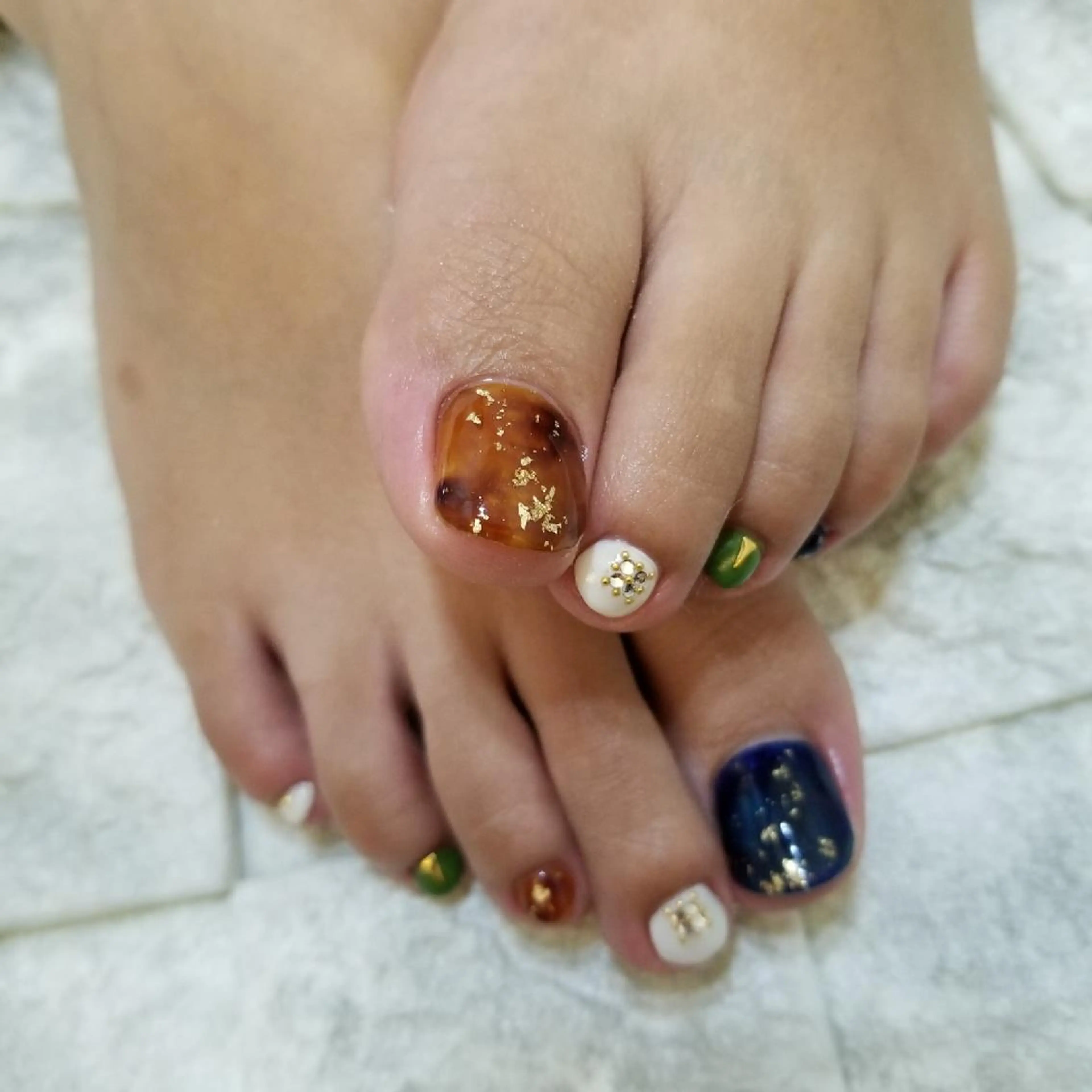 ネイル アートネイル フットネイル nijiiro🌈 サトウのネイルデザイン