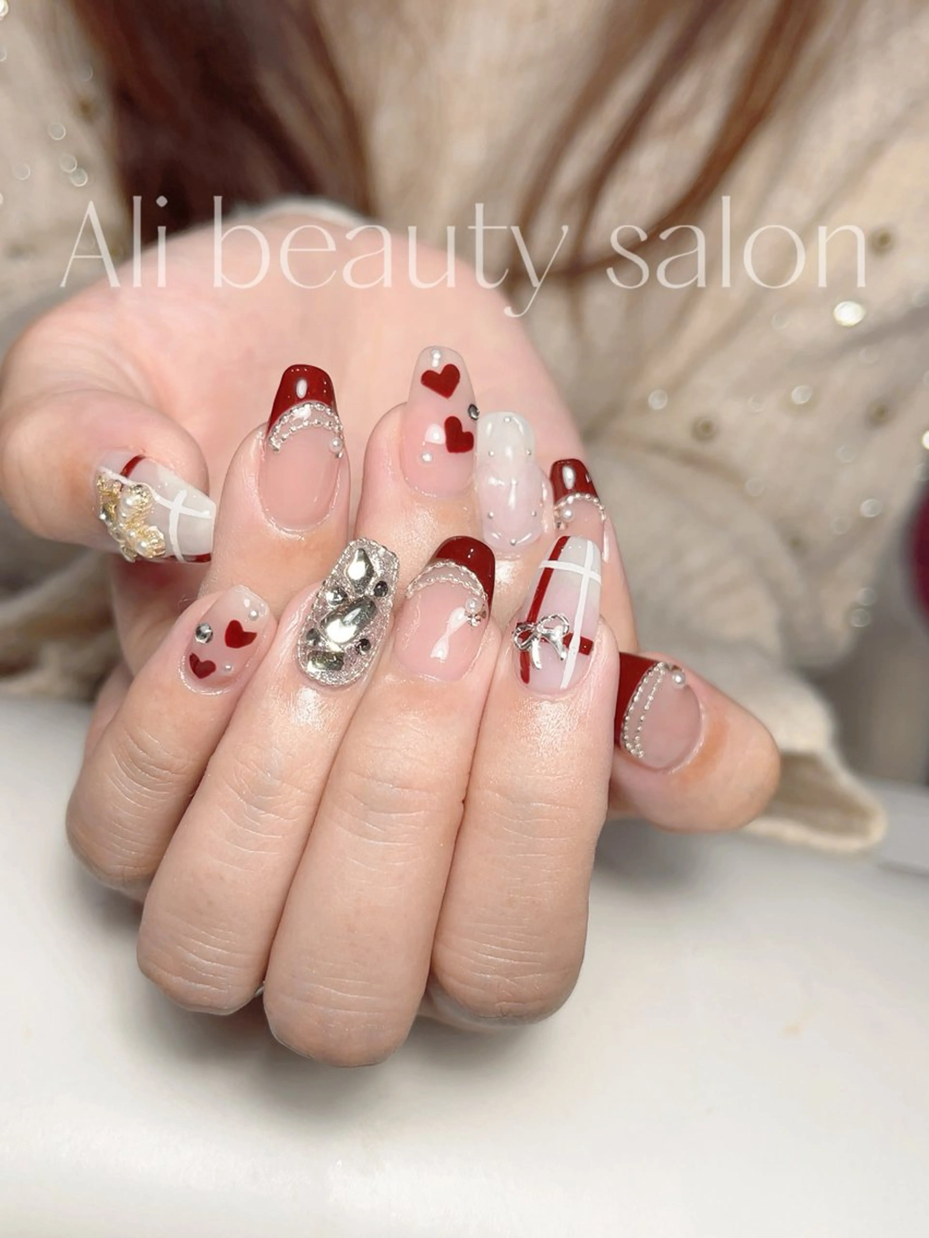 ハンドアート付け放題2/初回ジェルオフ込み 再来店ジェルオフ込み他店オフ550円の写真