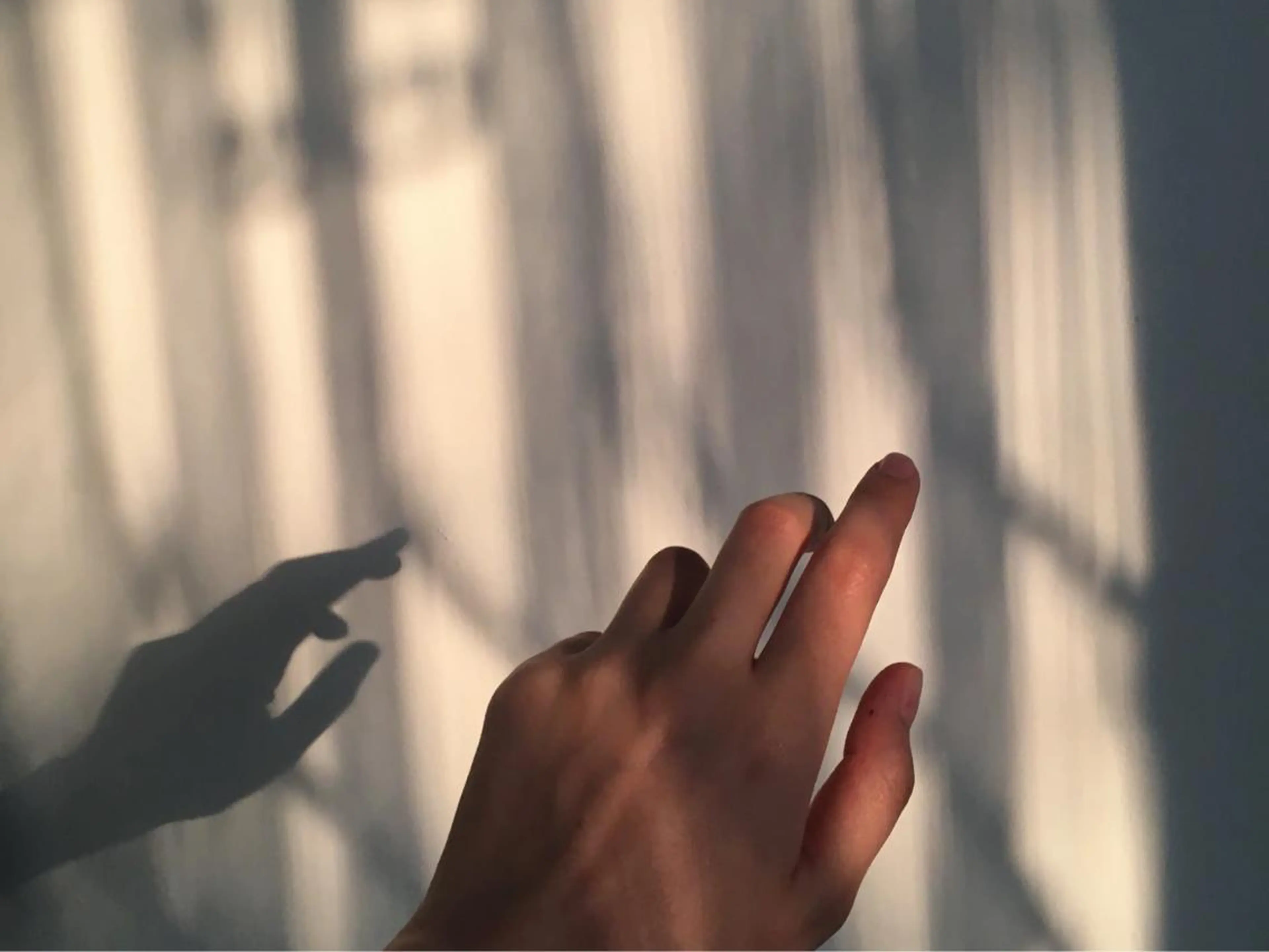 ネイル elu ：nail＆eyeのネイルデザイン