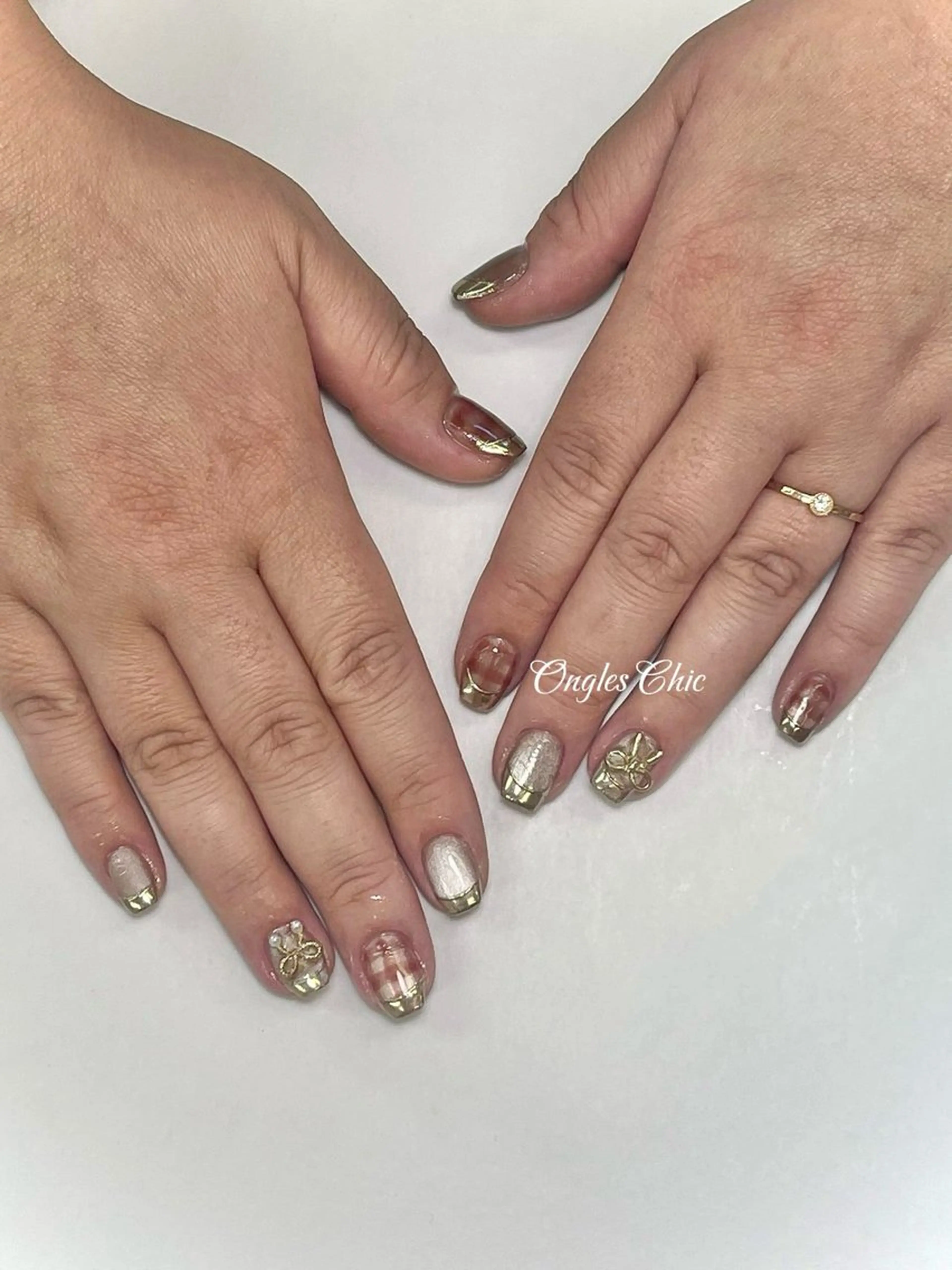 ネイル ハンドネイル ongles chicのネイルデザイン