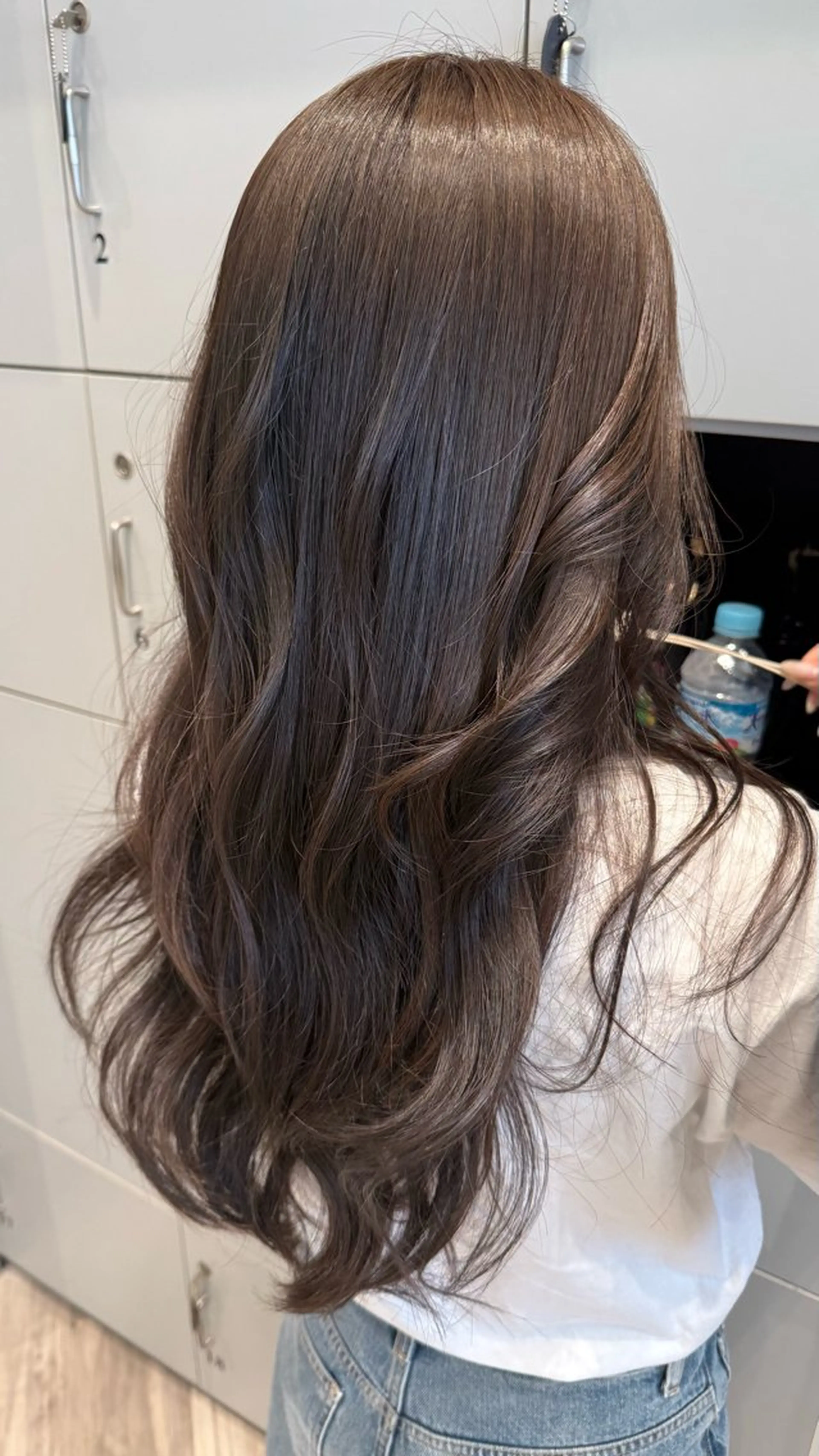 ロング カット ヘアカラー 鈴木 美香のヘアスタイル
