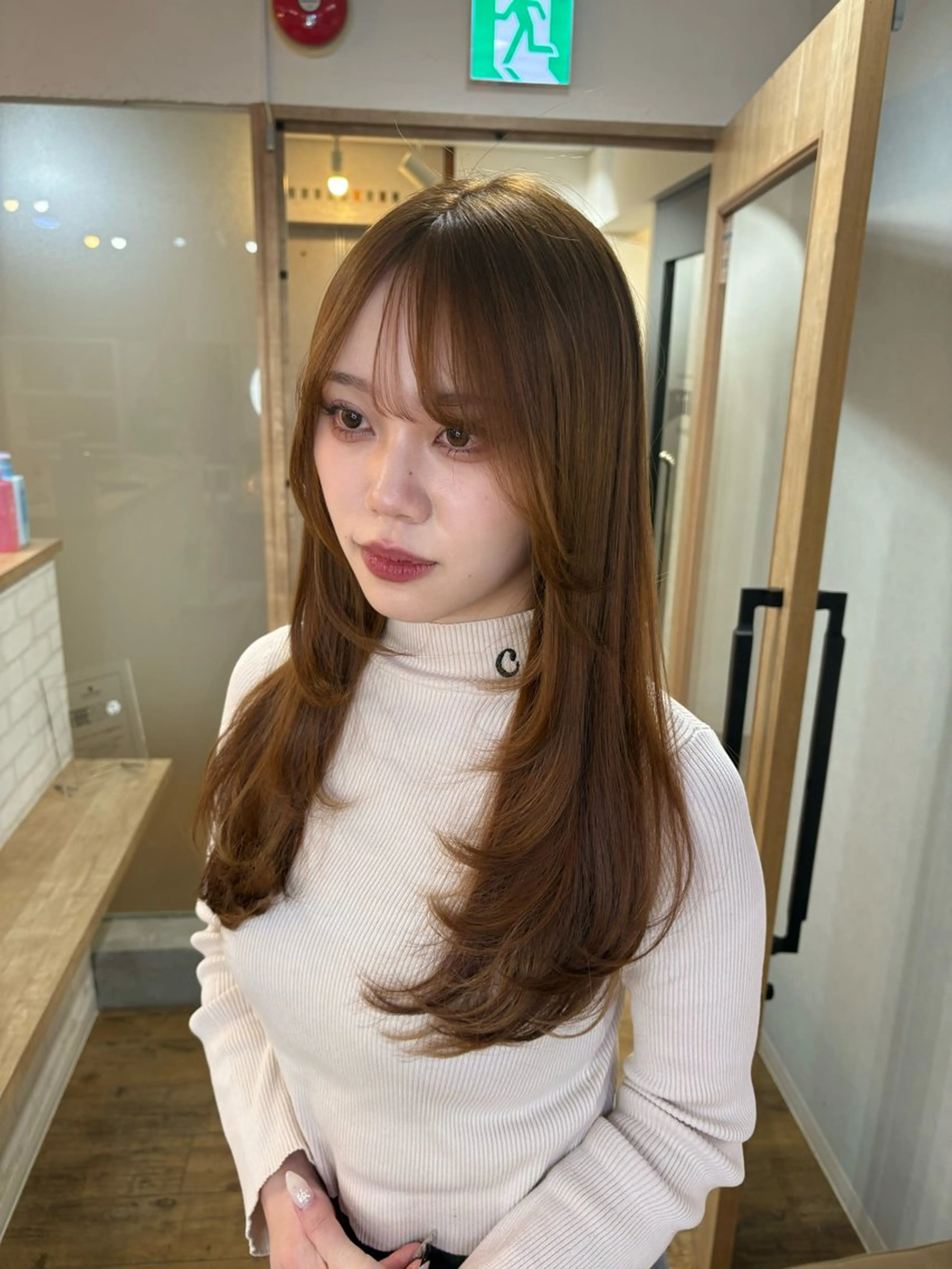 ロング Lapis所属・韓国レイヤーカット/ AIRIのヘアスタイル