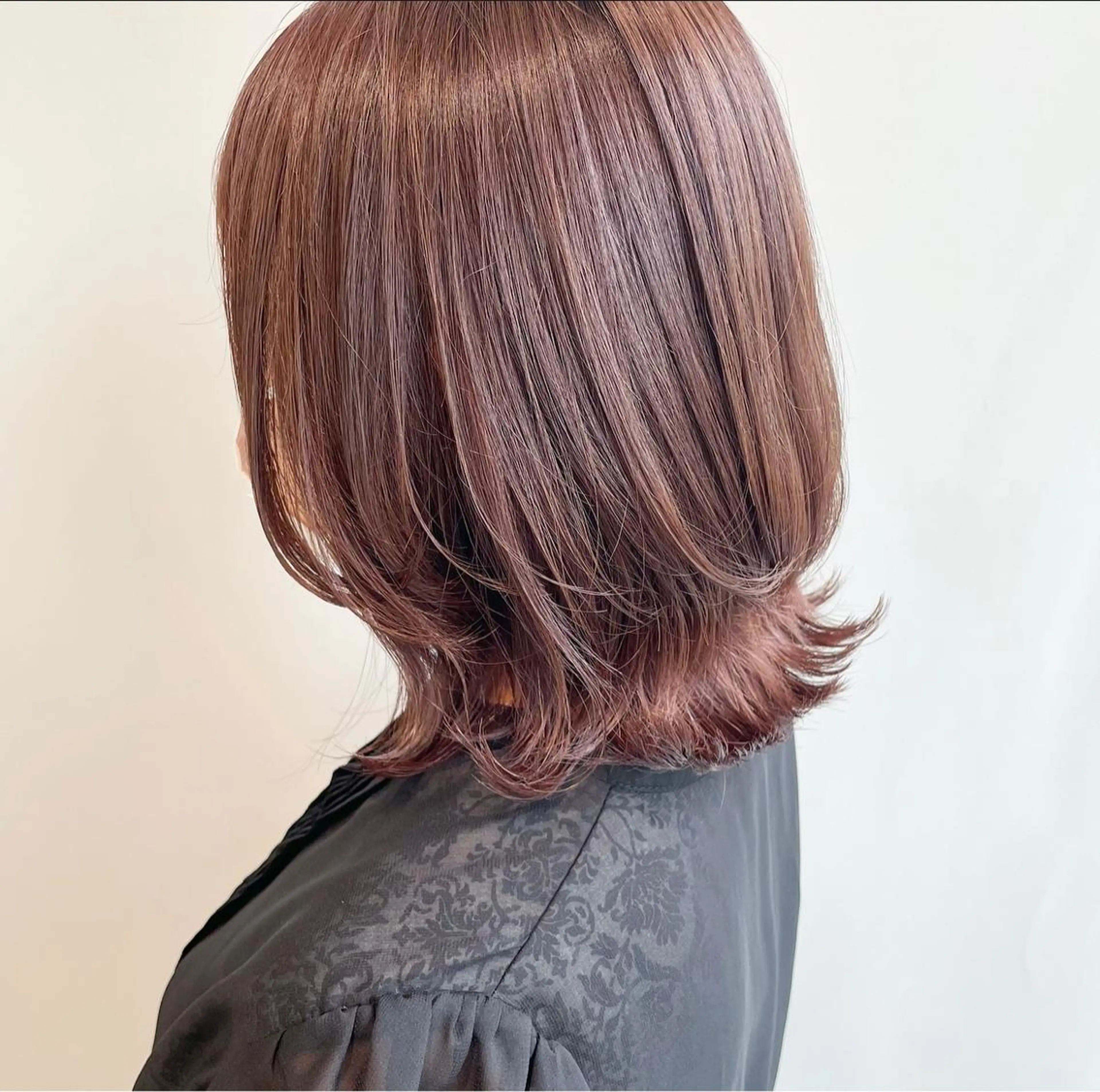 ミディアム カラー カット ヘアカラー トリートメント 山口 莉奈のヘアスタイル