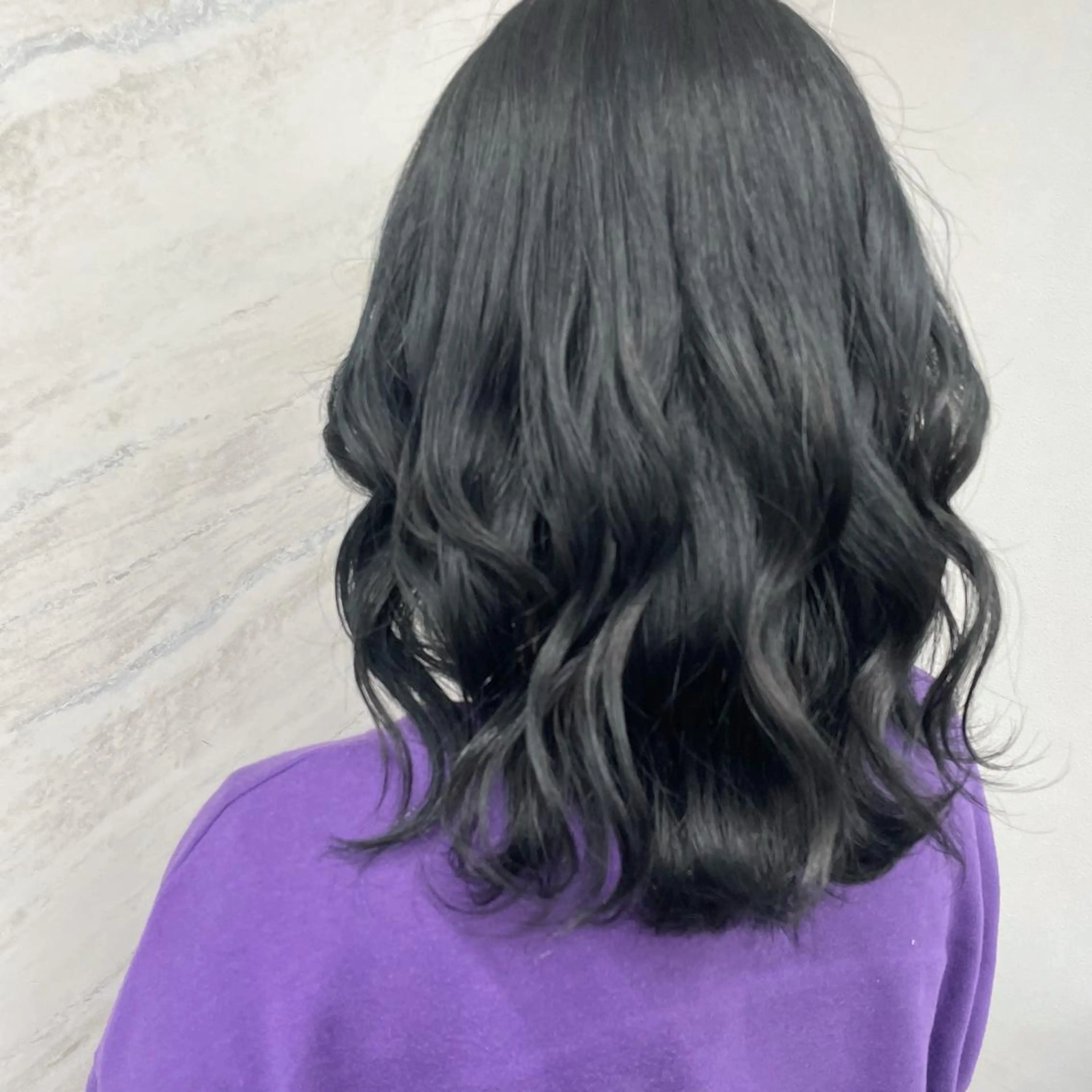 カラー AIRI layer cut hairのヘアスタイル