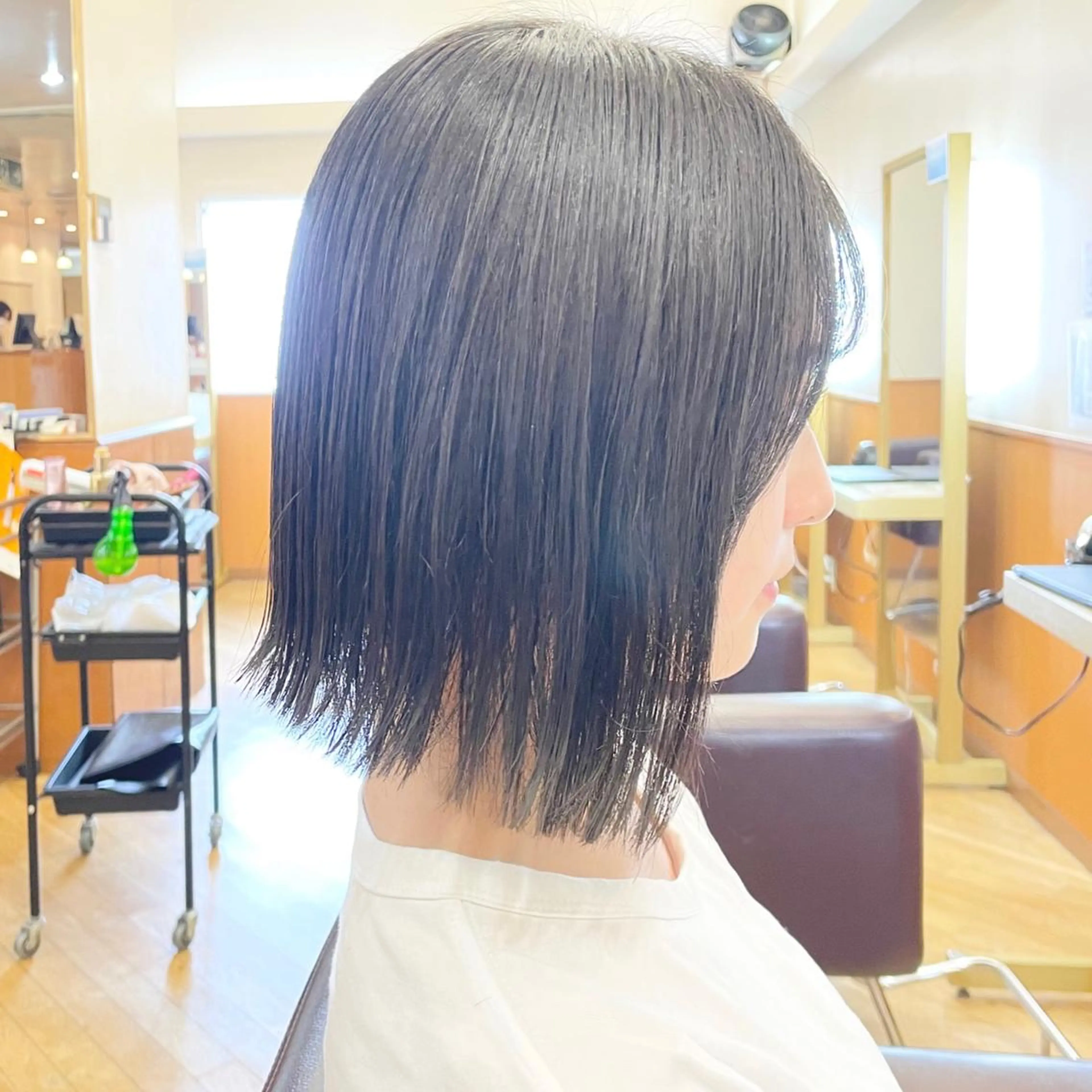 ミディアム カラー ヘアアレンジ キッズ 切りっぱなしボブ アッシュ ボブ 髪質改善 タンバルモリ カット ヘアカラー トリートメント さわ きょうすけ/ ボブ髪質改善ショートのヘアスタイル
