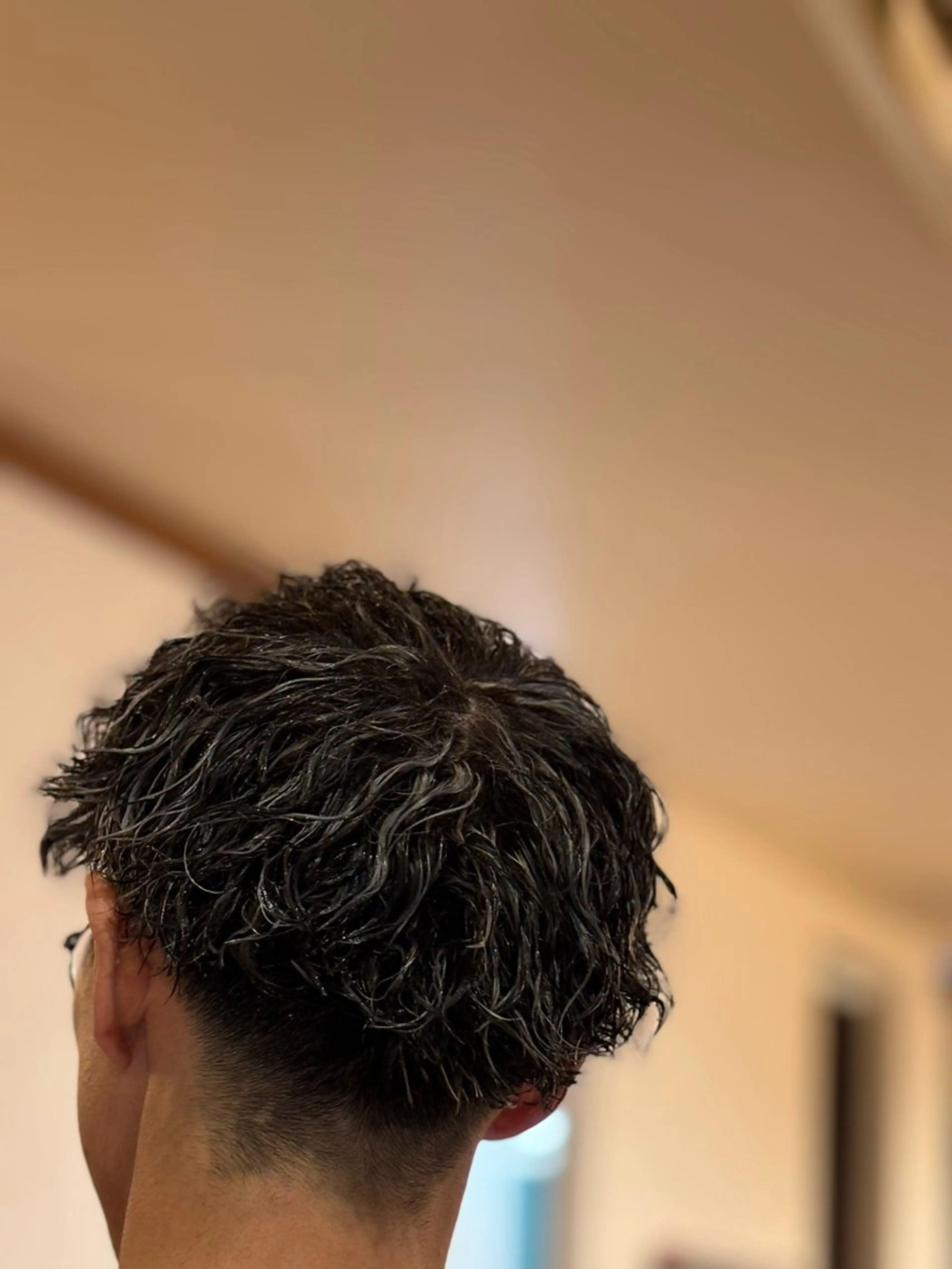 ショート カラー パーマ メンズ メンズハイライト アッシュ ハイライトカラー ハイライト おしゃれ泥棒 石原メンズ特化美容師のヘアスタイル