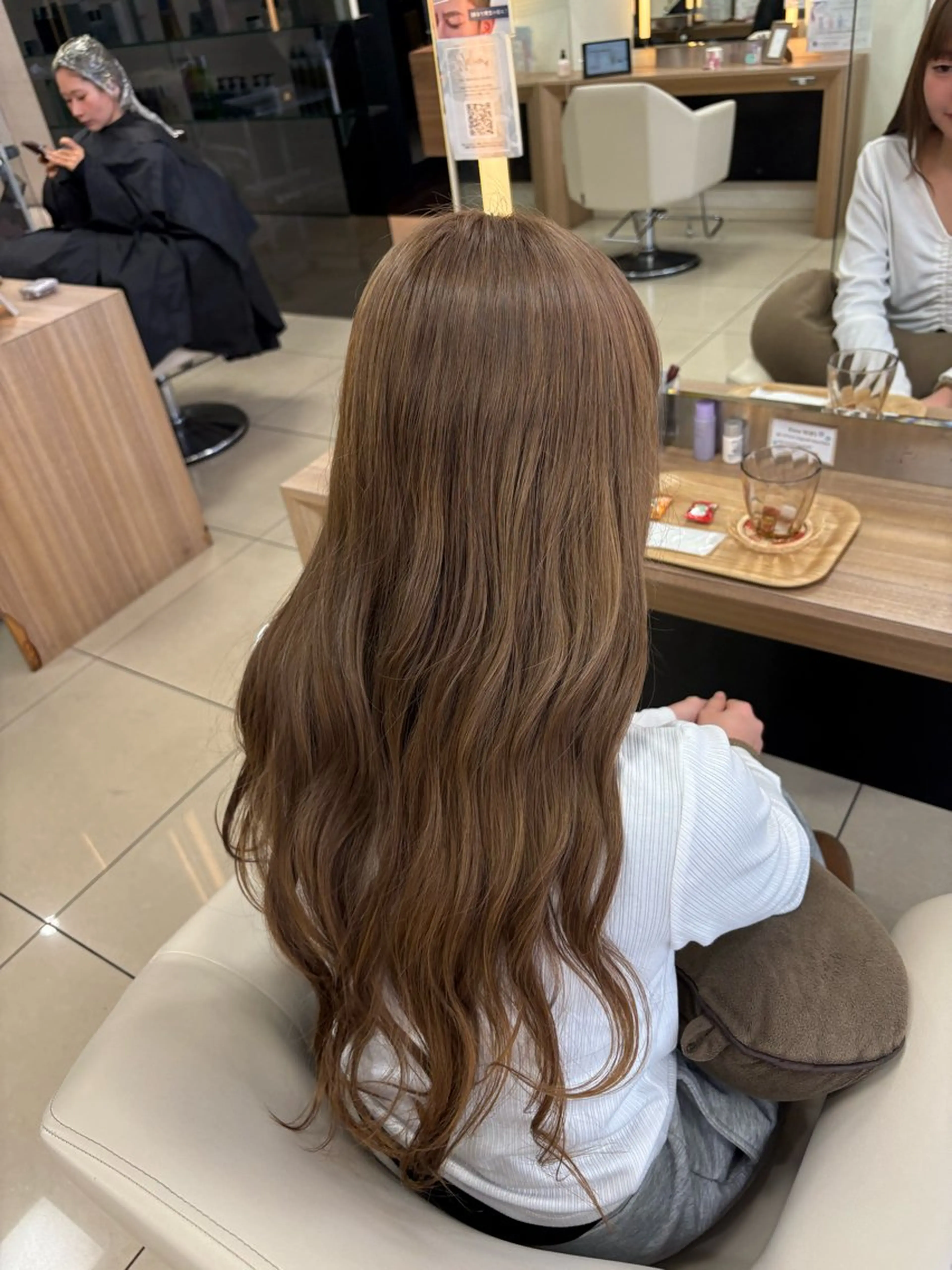 【ケアしたい方💁🏻♀️】ケアブリーチWカラー➕ブリーチケアトリートメント🧴🤍の写真