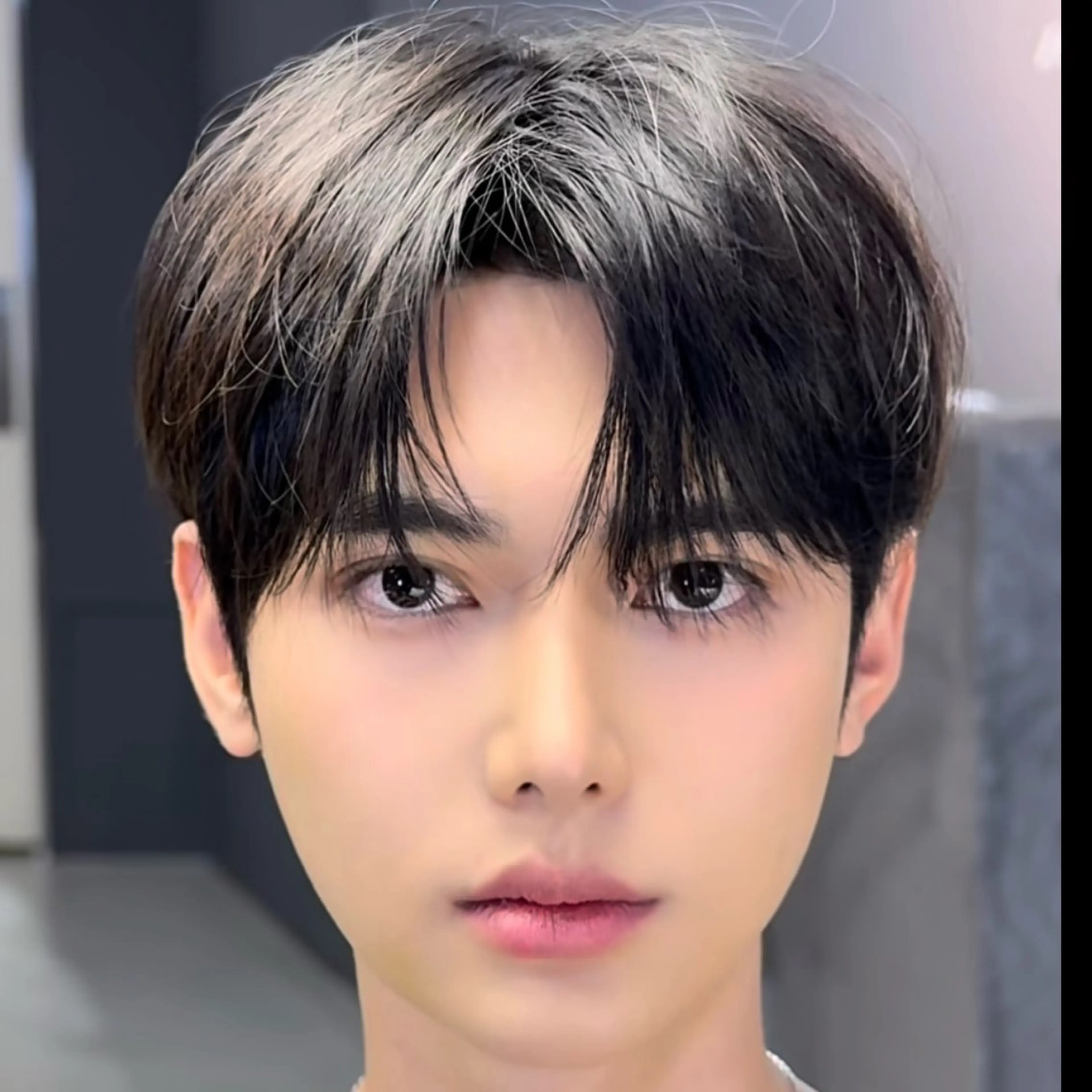 【韓国式🇰🇷】カット＋ルーツパーマ🔥前髪の立ち上がりを気にしている方必見👀／センターパートの写真