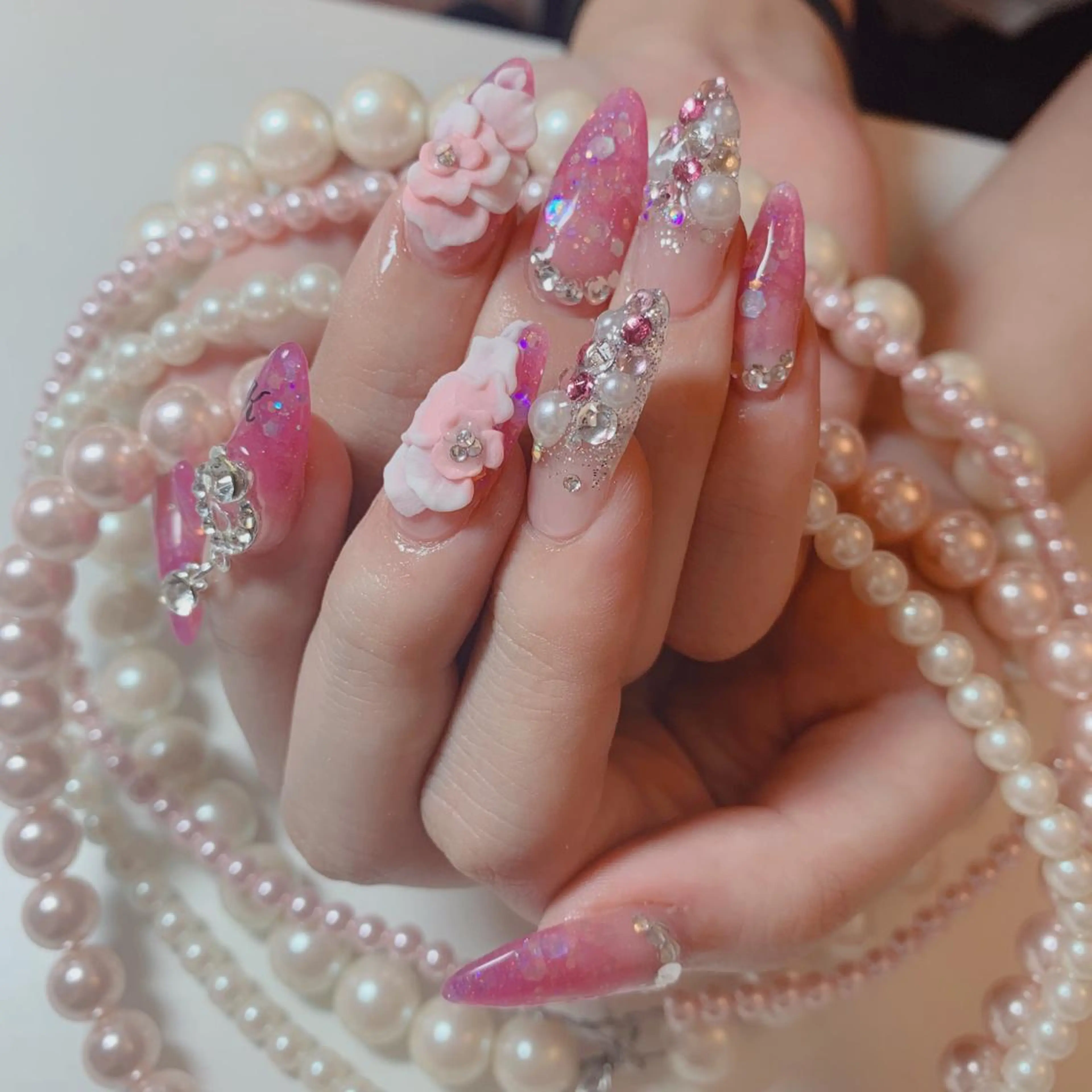 ミディアム ネイル nail salon Pink Aliceのネイルデザイン