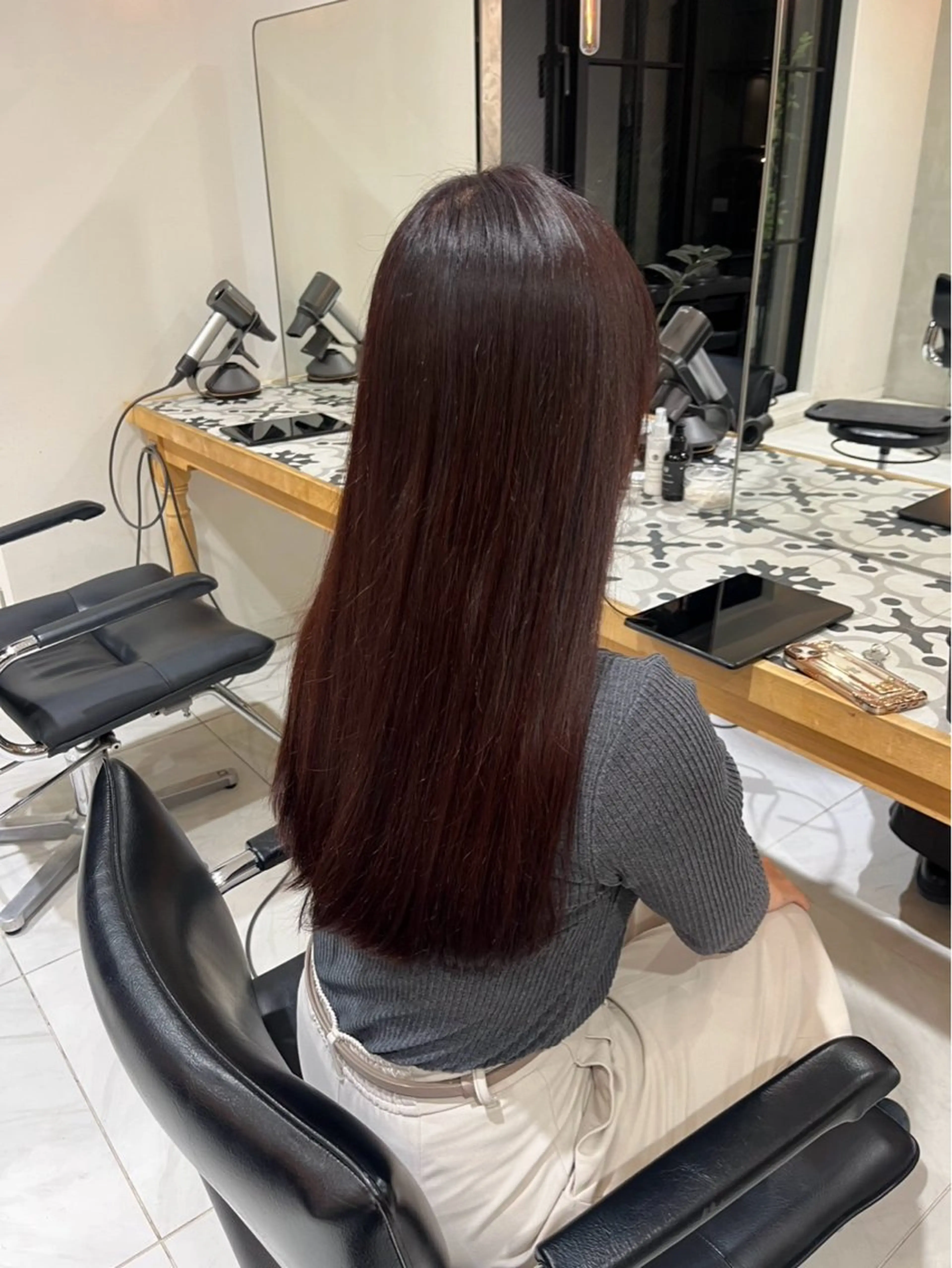 ロング ヘアカラー 🫧艶カラー/ 𝐘𝐮𝐮𝐧𝐚のヘアスタイル