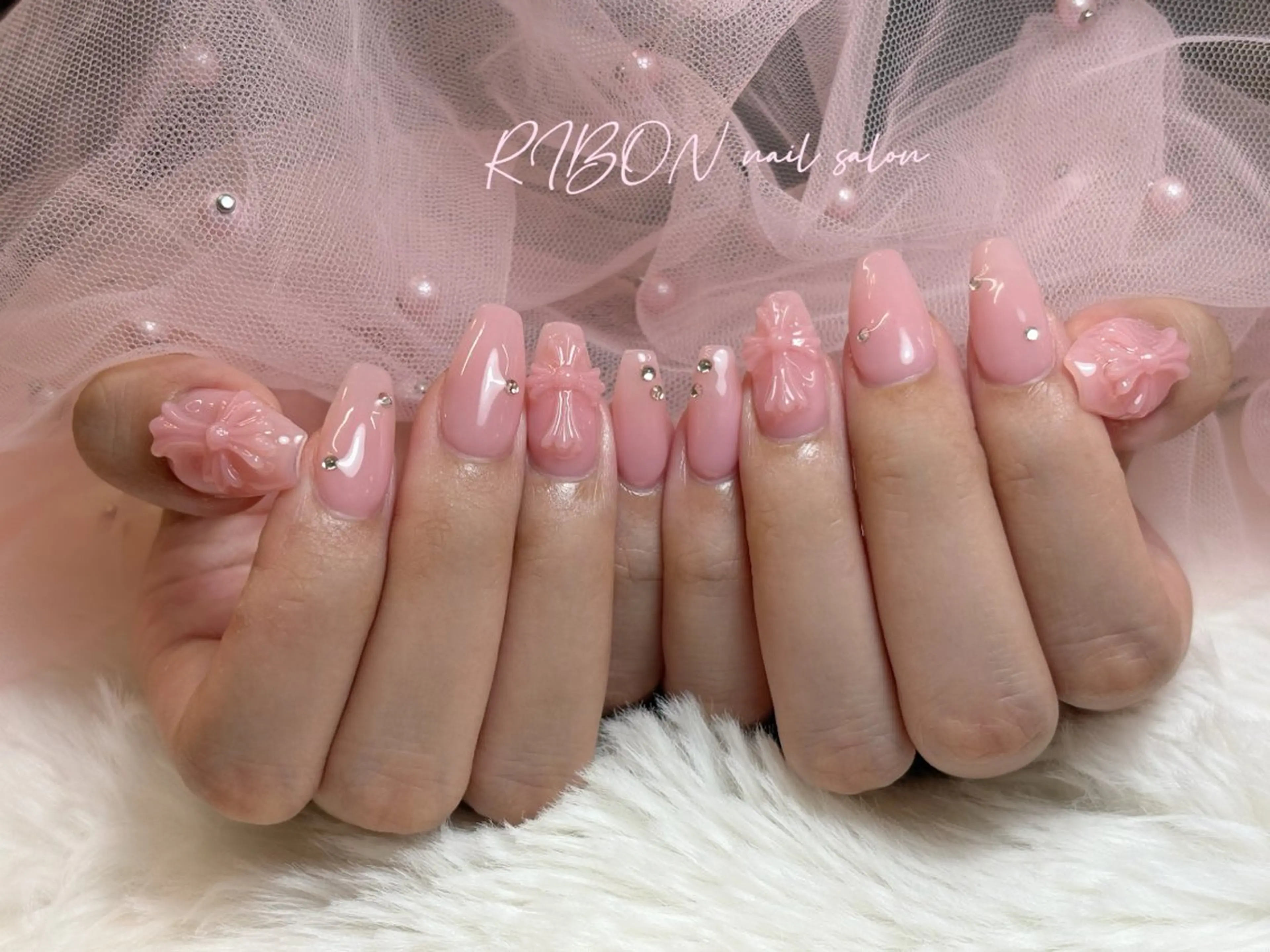 ネイル チークネイル 長さ出し フレンチネイル ジェルネイル グラデーション ハンドネイル RIBON nail 高田馬場のネイルデザイン