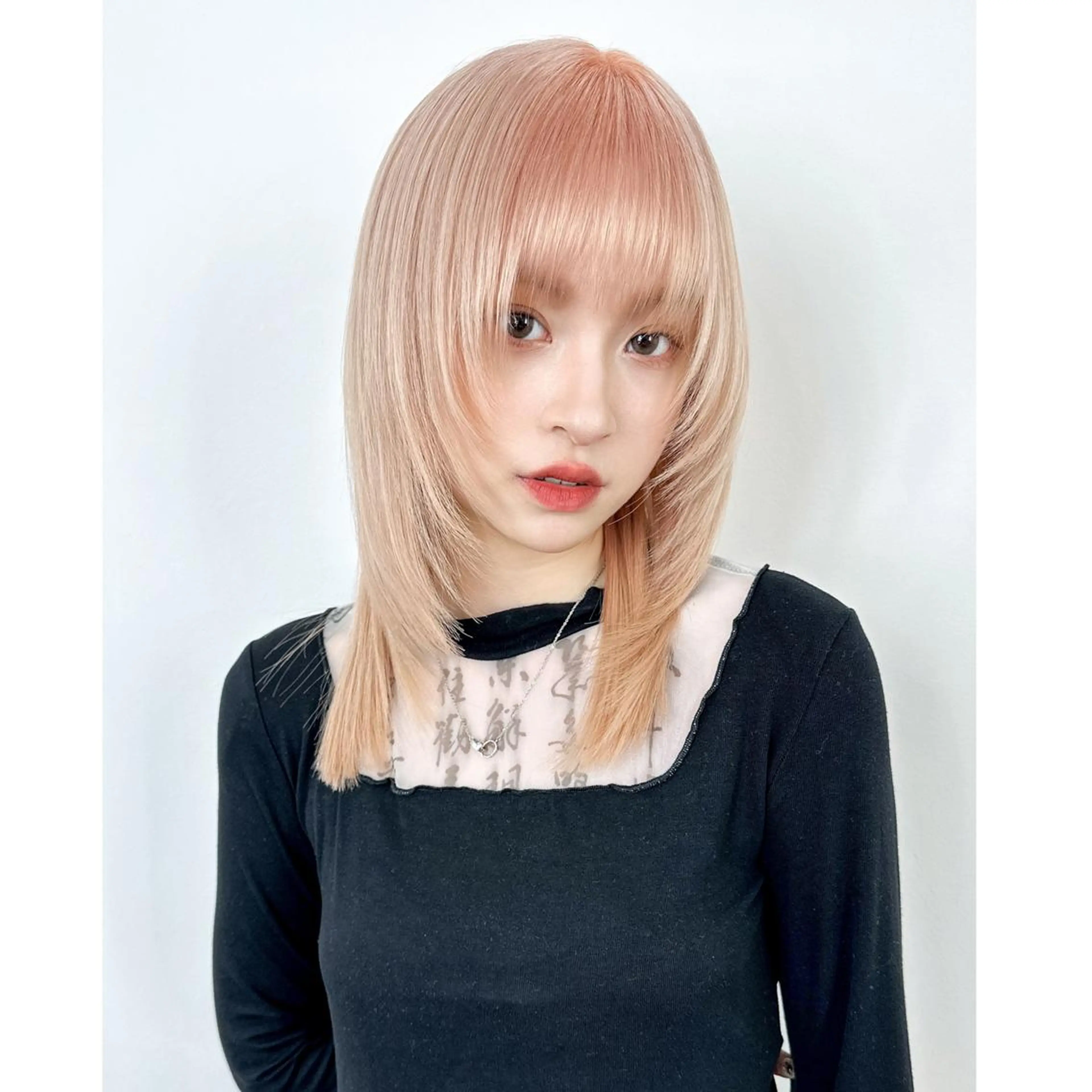 ミディアム カラー ウルフカット カット トリートメント ITbyALBUM 八王子店のヘアスタイル