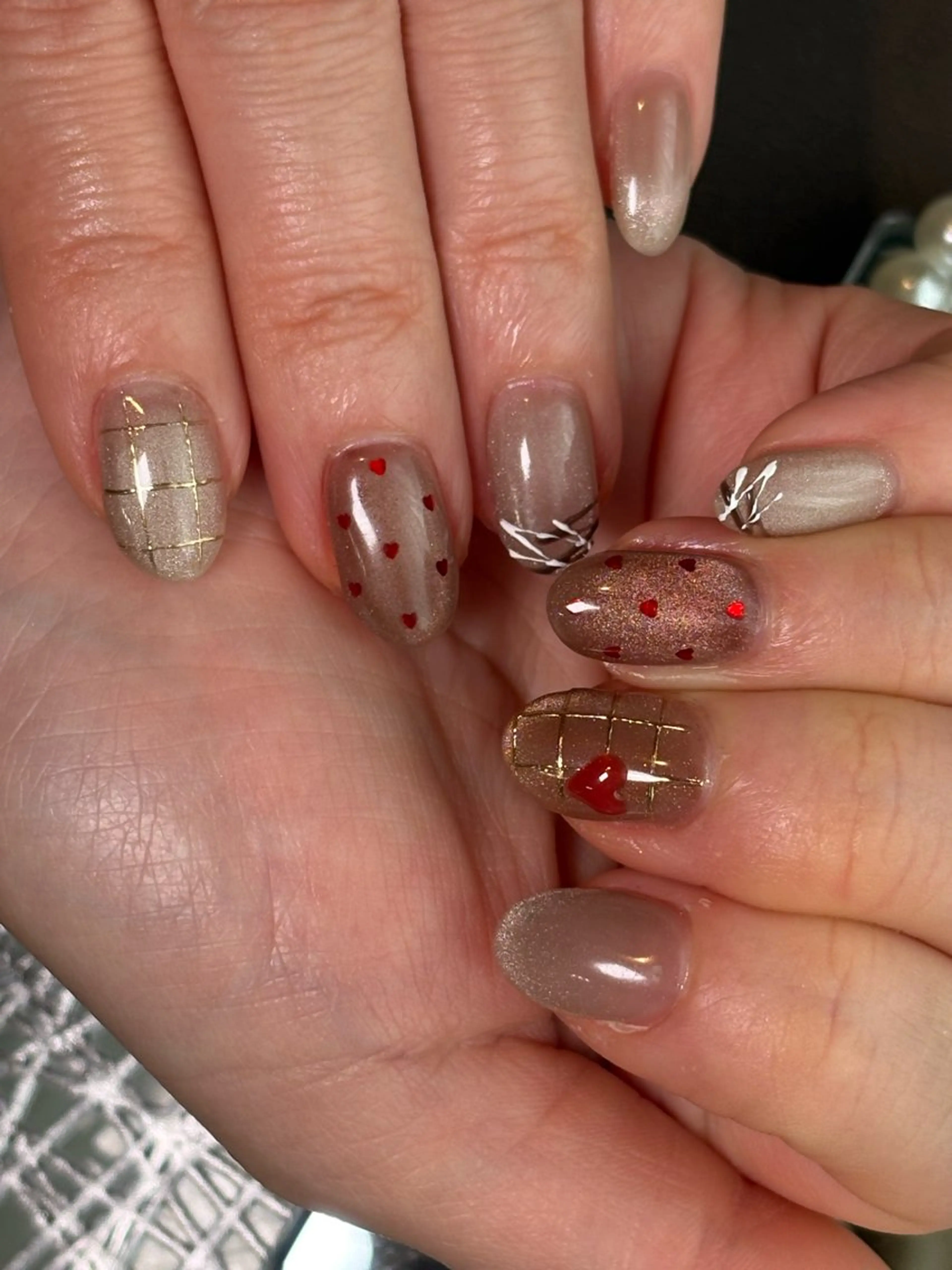 ネイル バレンタイン ハンドネイル .8 HAREのネイルデザイン