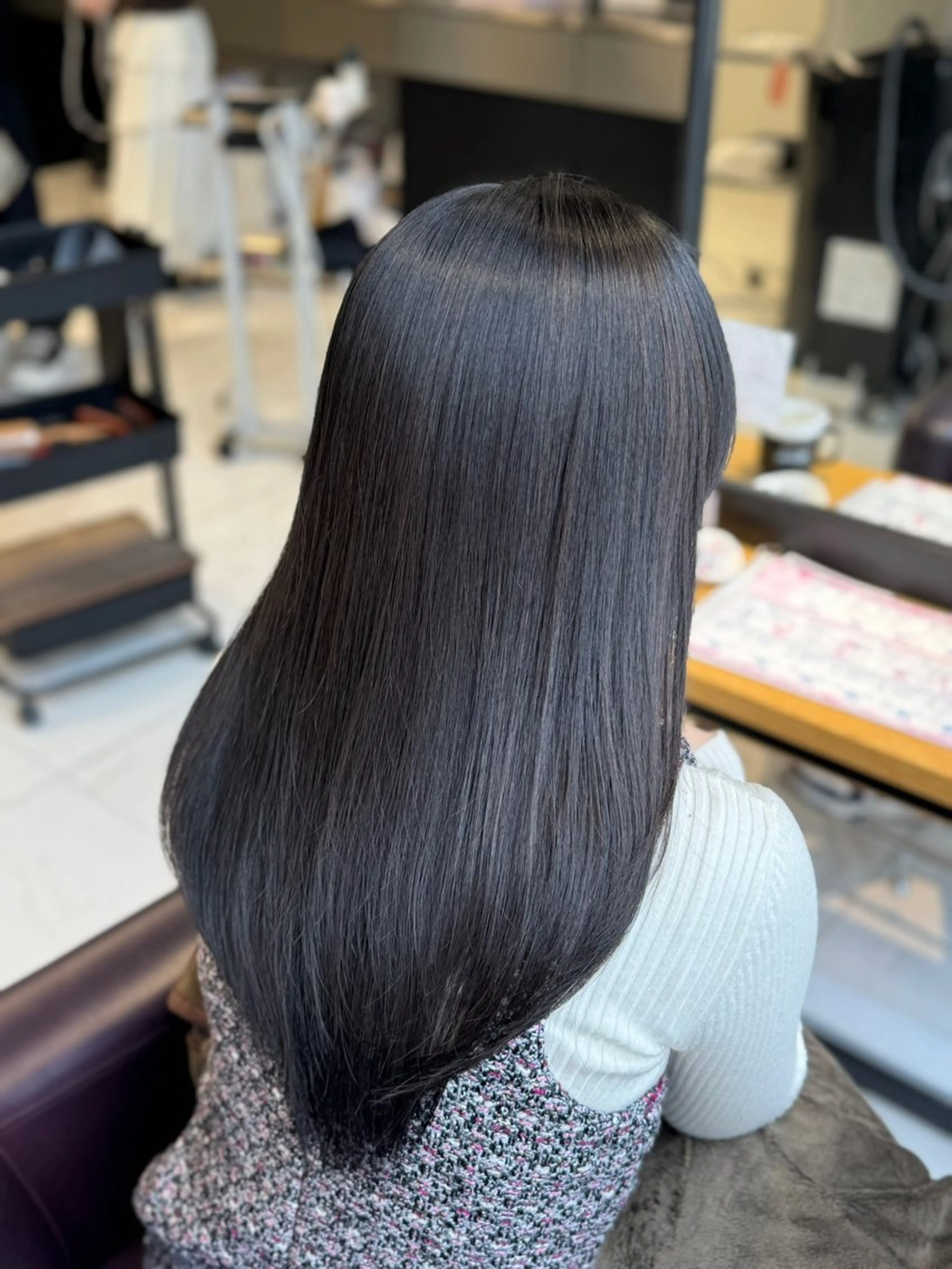 ロング ヘアカラー karina🌿レイ ヤーカット/髪質改善のヘアスタイル