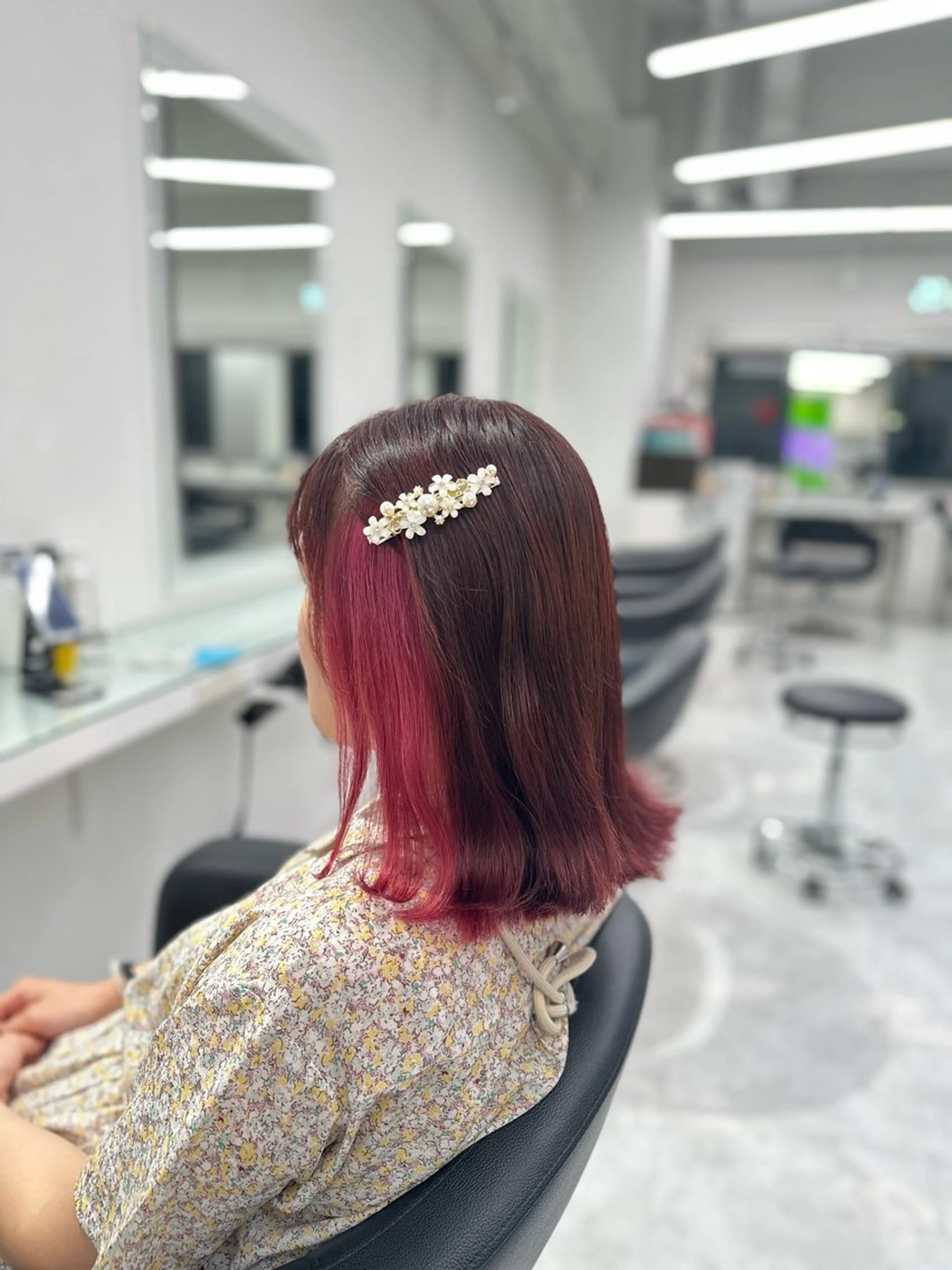 ミディアム カラー ヘアカラー トリートメント ヘッドスパ ヘアセット ❄最強かわいいカラー ❄️MINA❄️のヘアスタイル