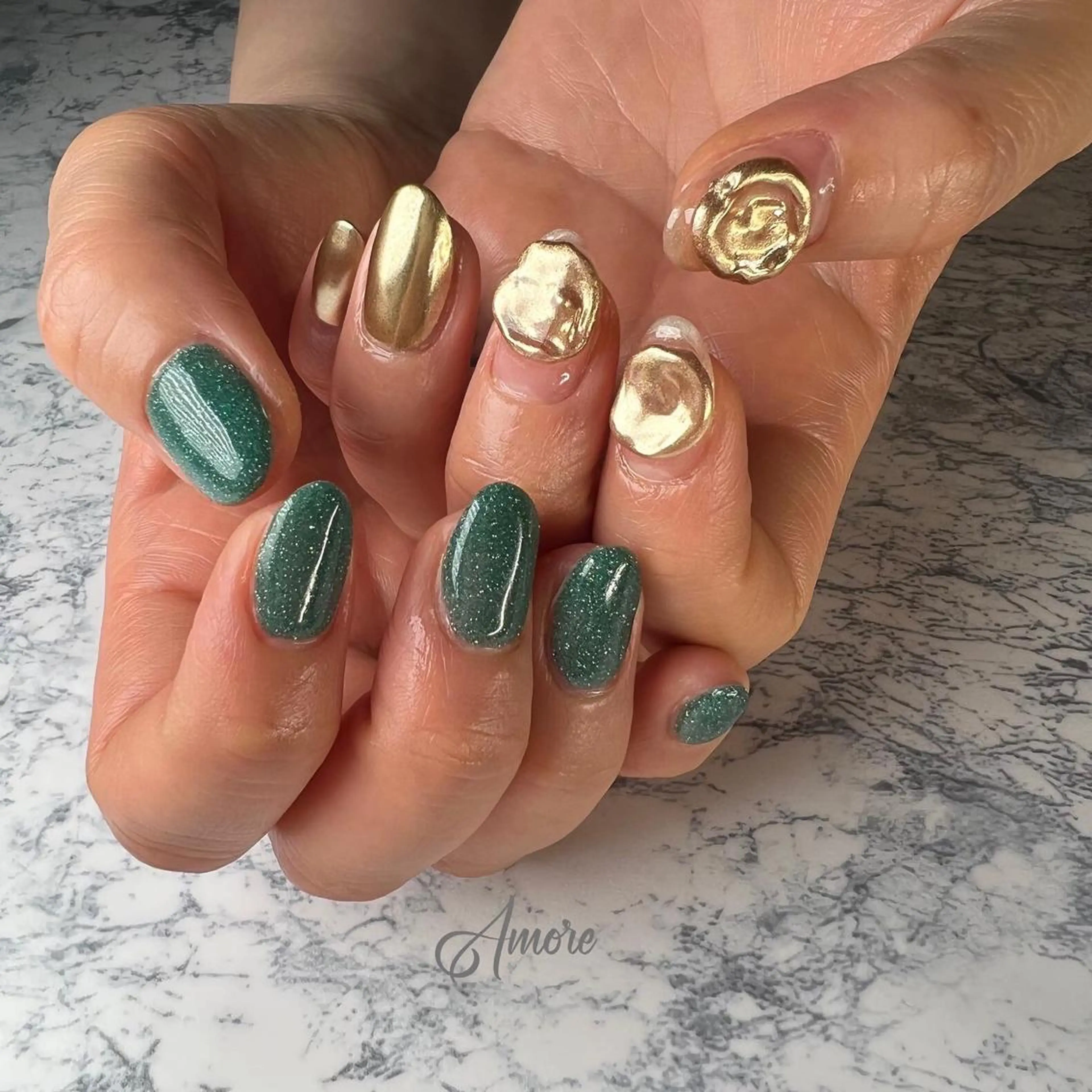 ネイル ジェルネイル 氷ネイル・うるうるネイル マグネットネイル ミラーネイル ニュアンスネイル You kyehwaのネイルデザイン