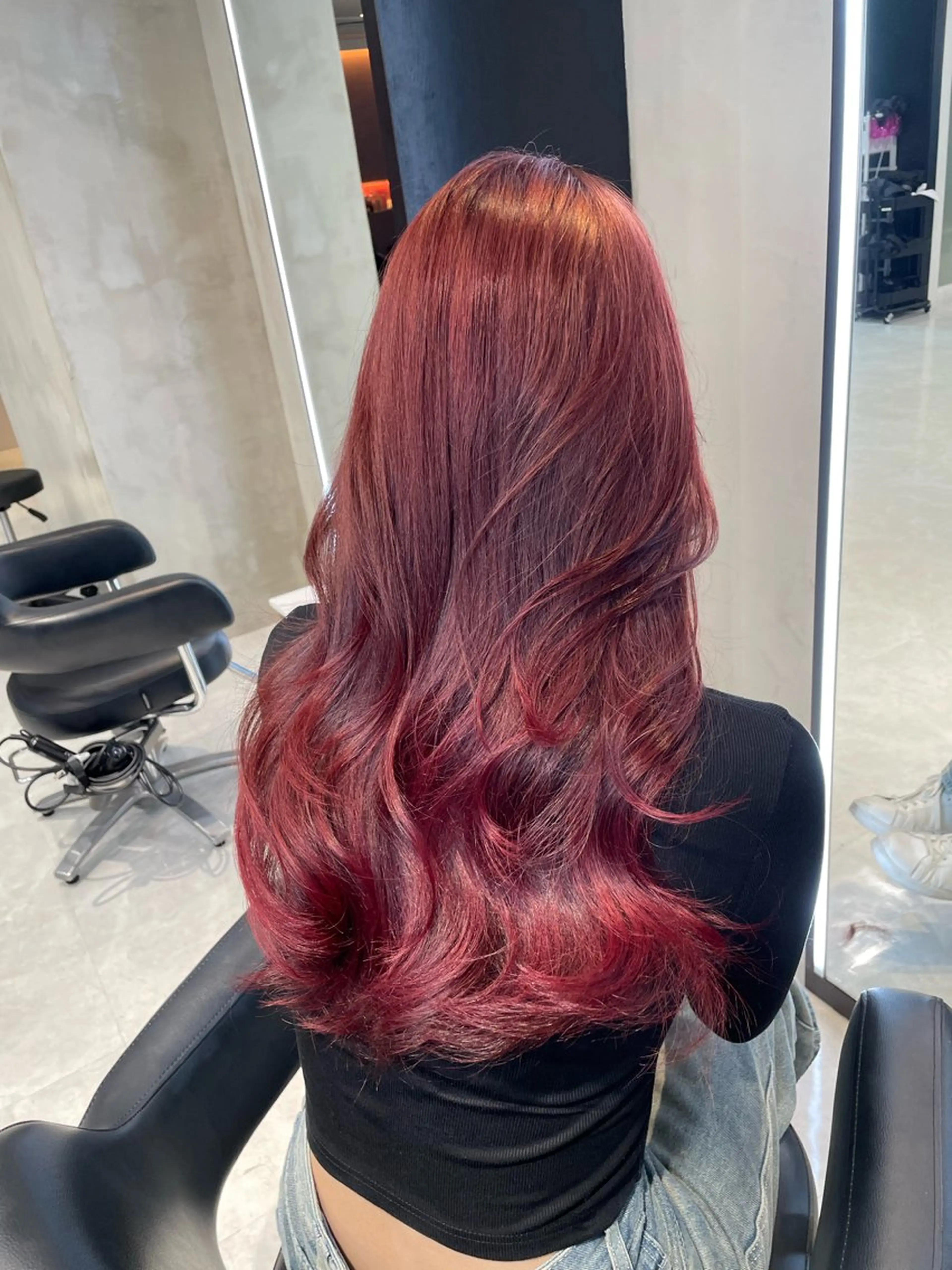 ロング カット ヘアカラー 韓国ヘア🇰🇷 YURIYAのヘアスタイル