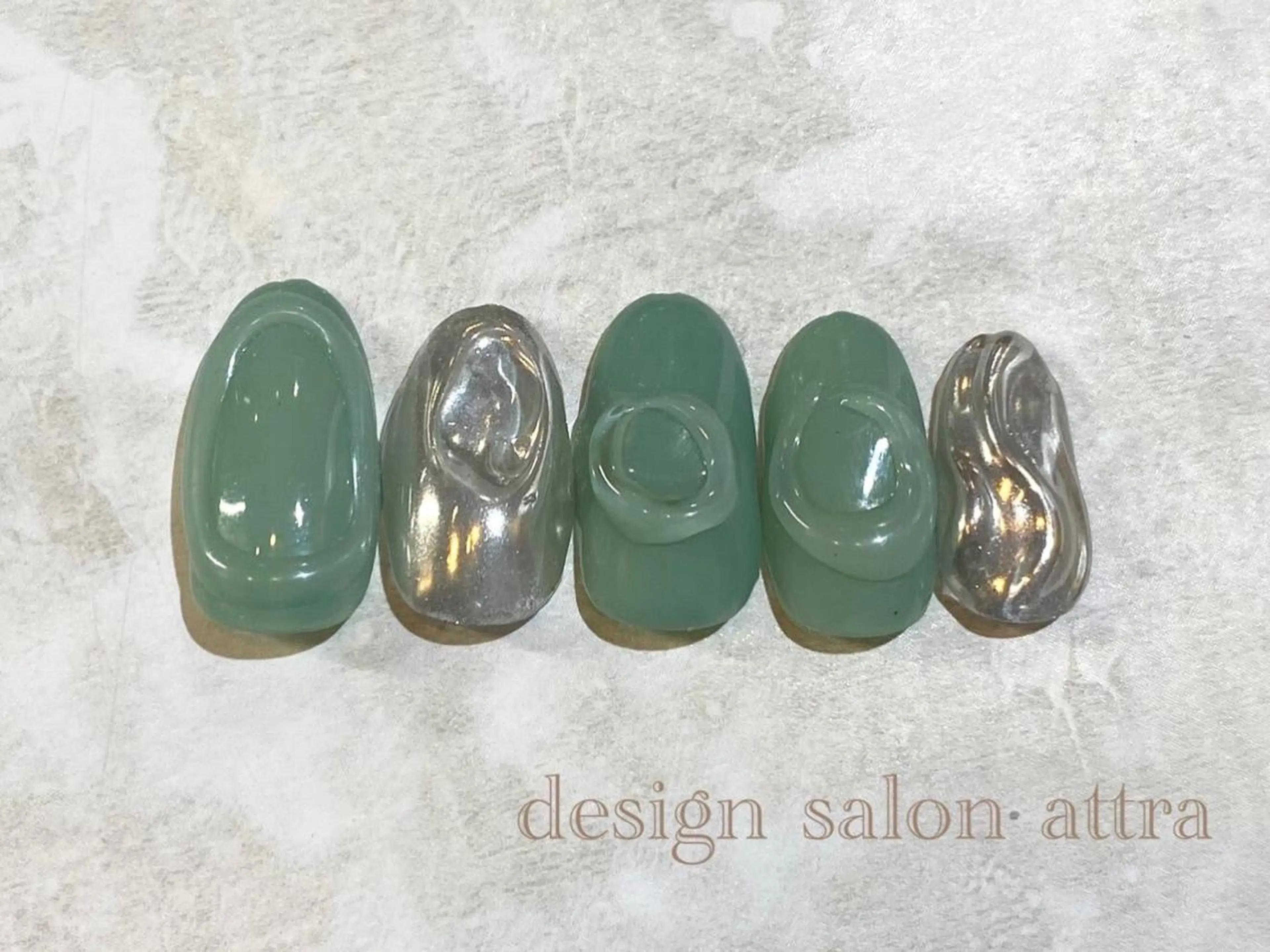 ネイル ハンドネイル デザインサロン attra 本八幡店のネイルデザイン