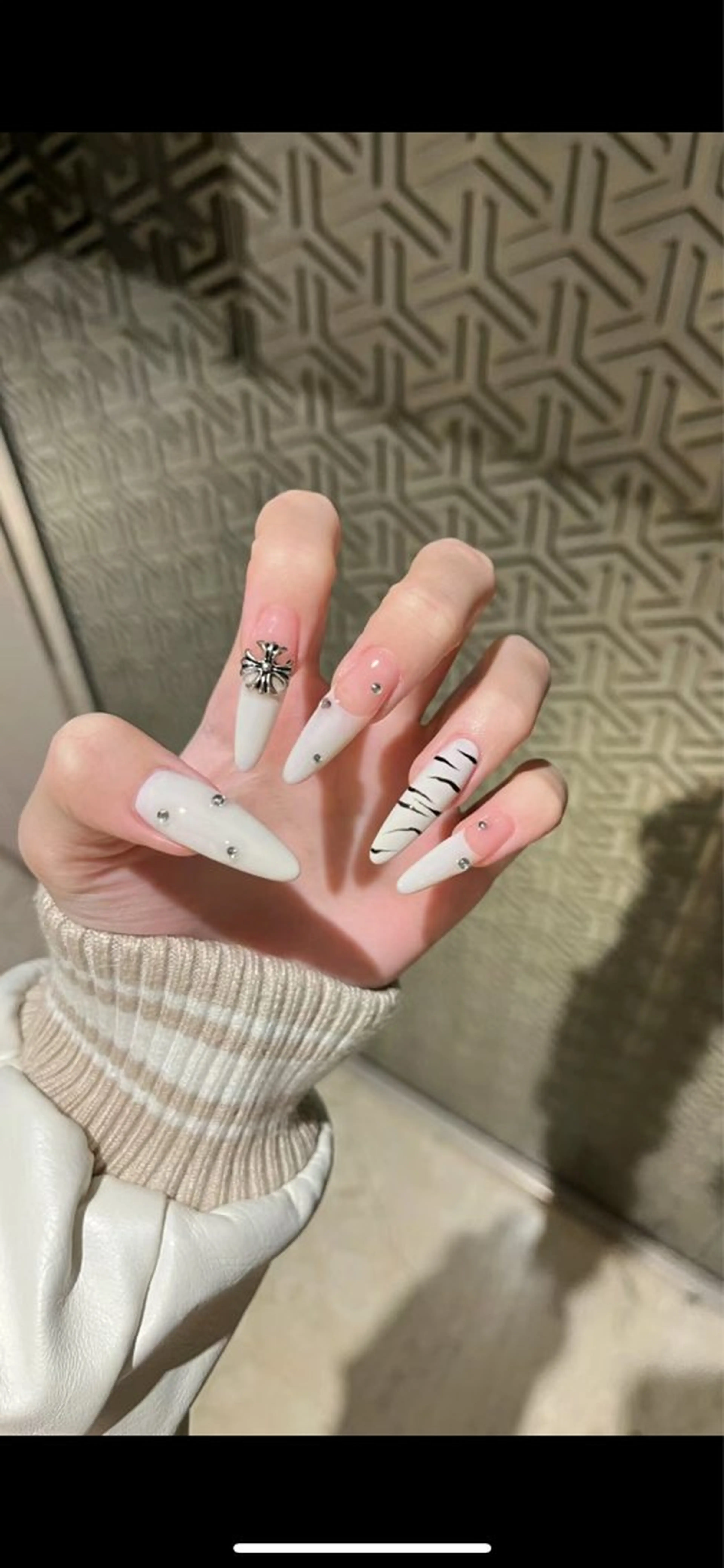 ネイル ハンドネイル LULU Nail salonみどりのネイルデザイン