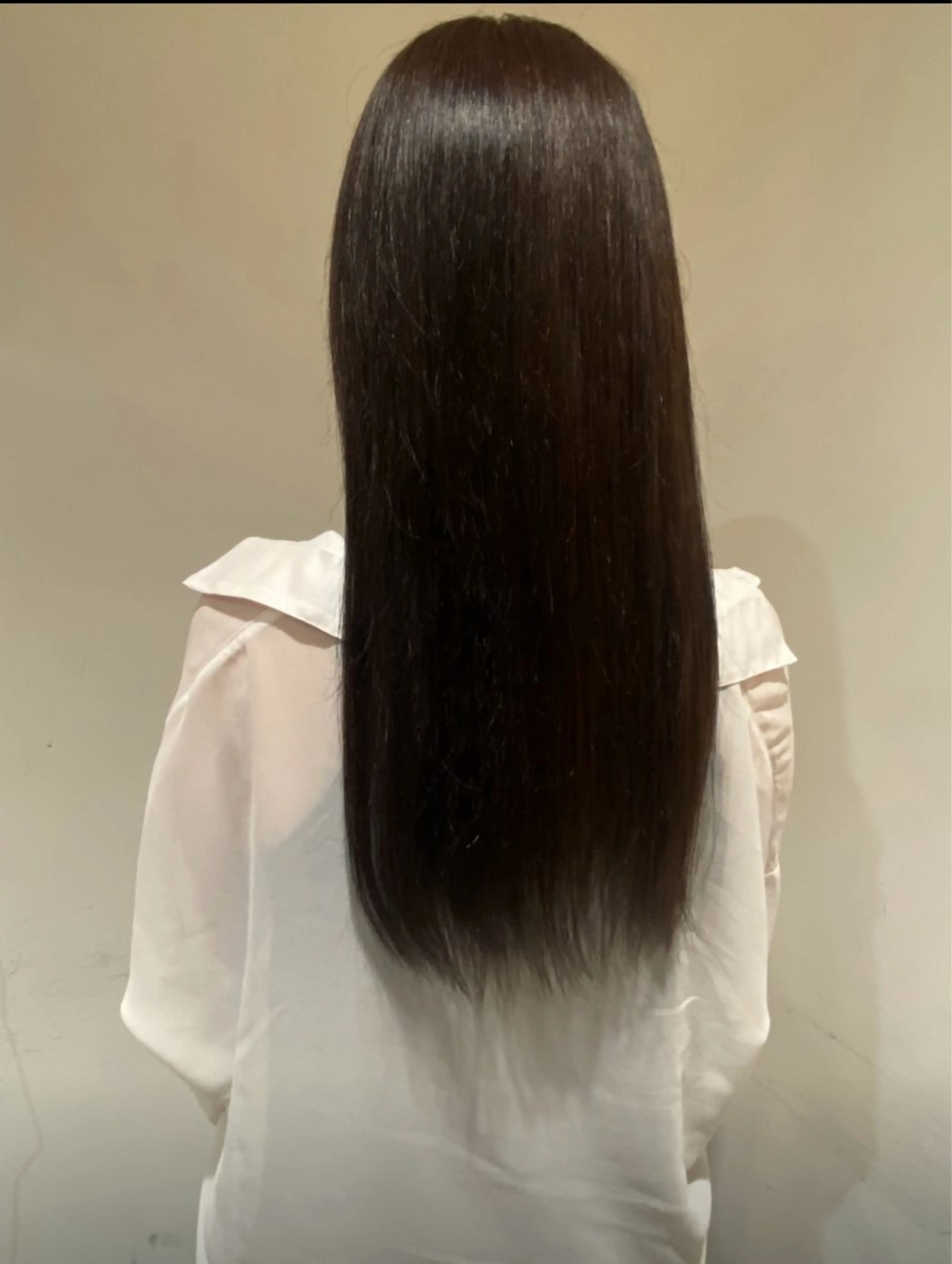 ロング 千田 琴音のヘアスタイル