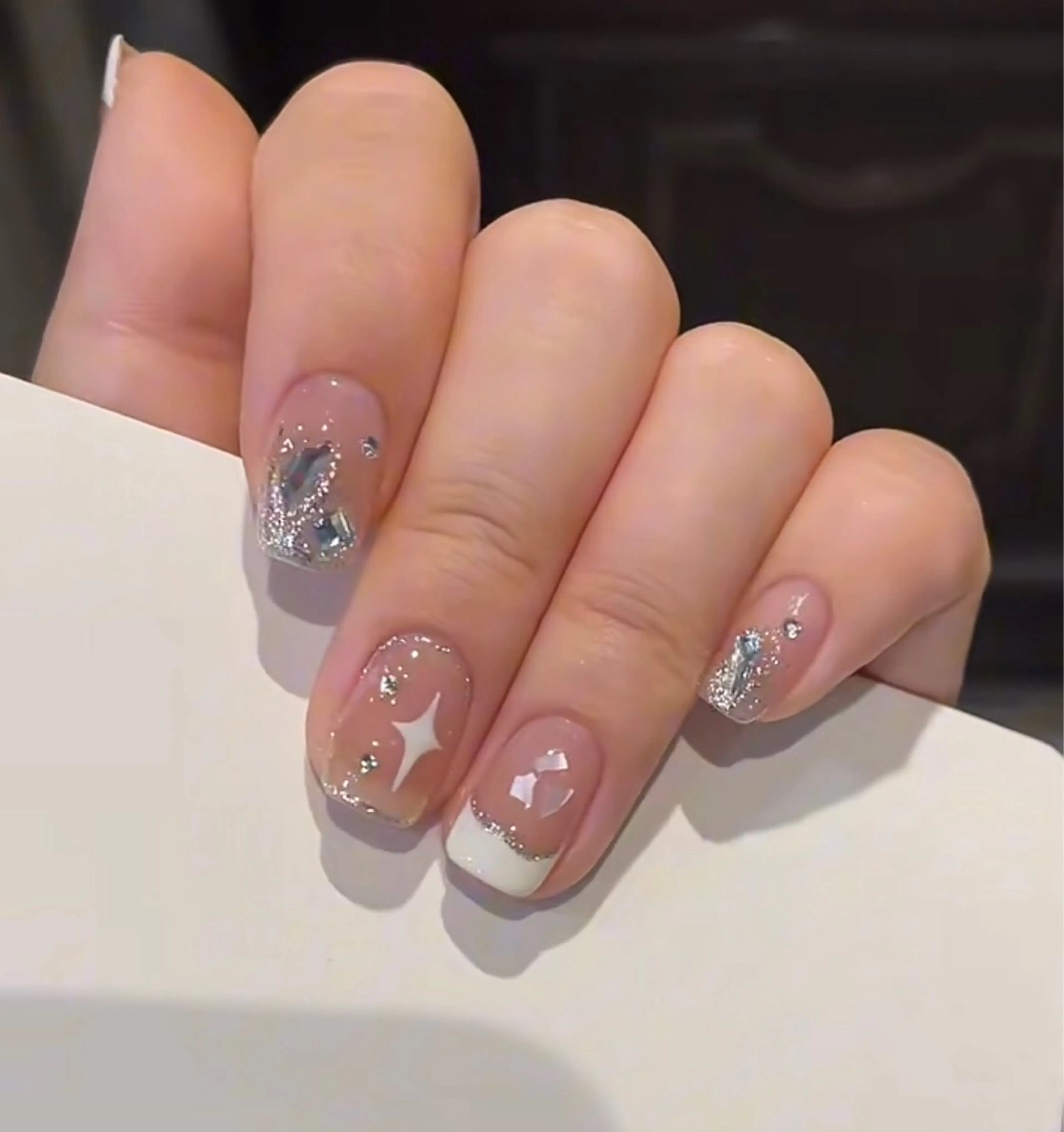 ネイル ハンドネイル エリ🫧 nail池袋東口のネイルデザイン
