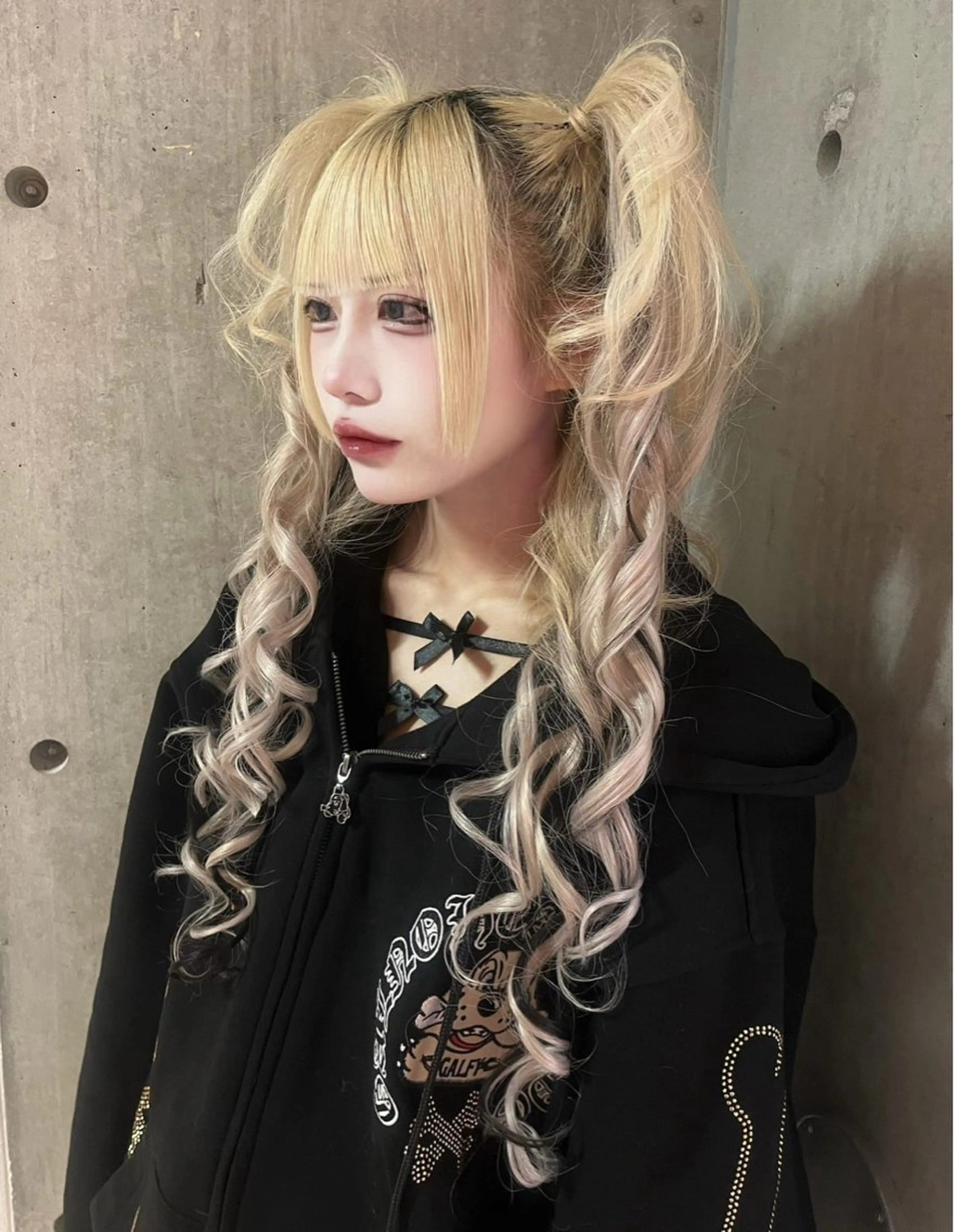 ロング ヘアアレンジ ツインテール ヘアセット HAMAMOTO MADOKAの眉毛・アイブロウイメージ
