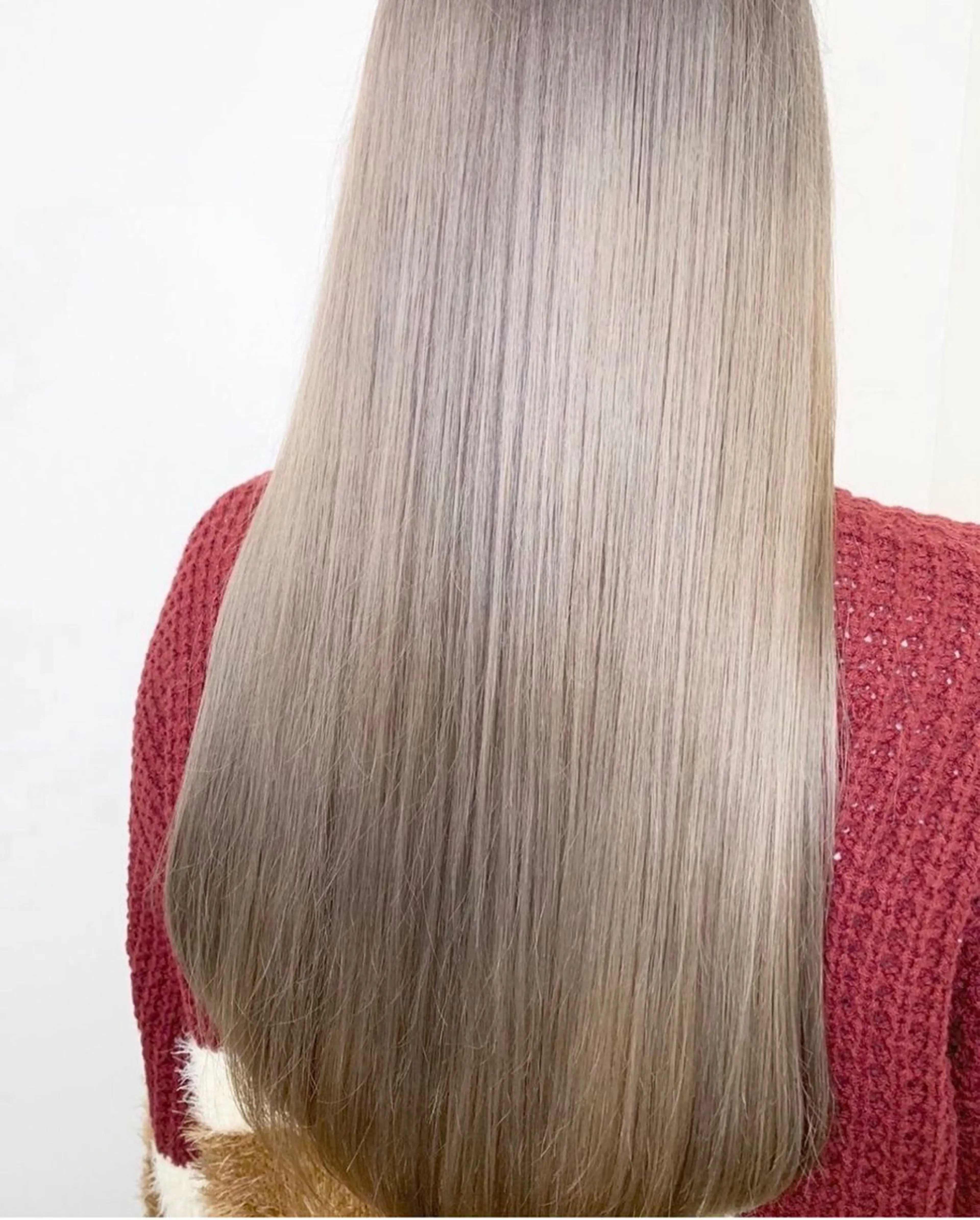 カラー 林 美月のヘアスタイル