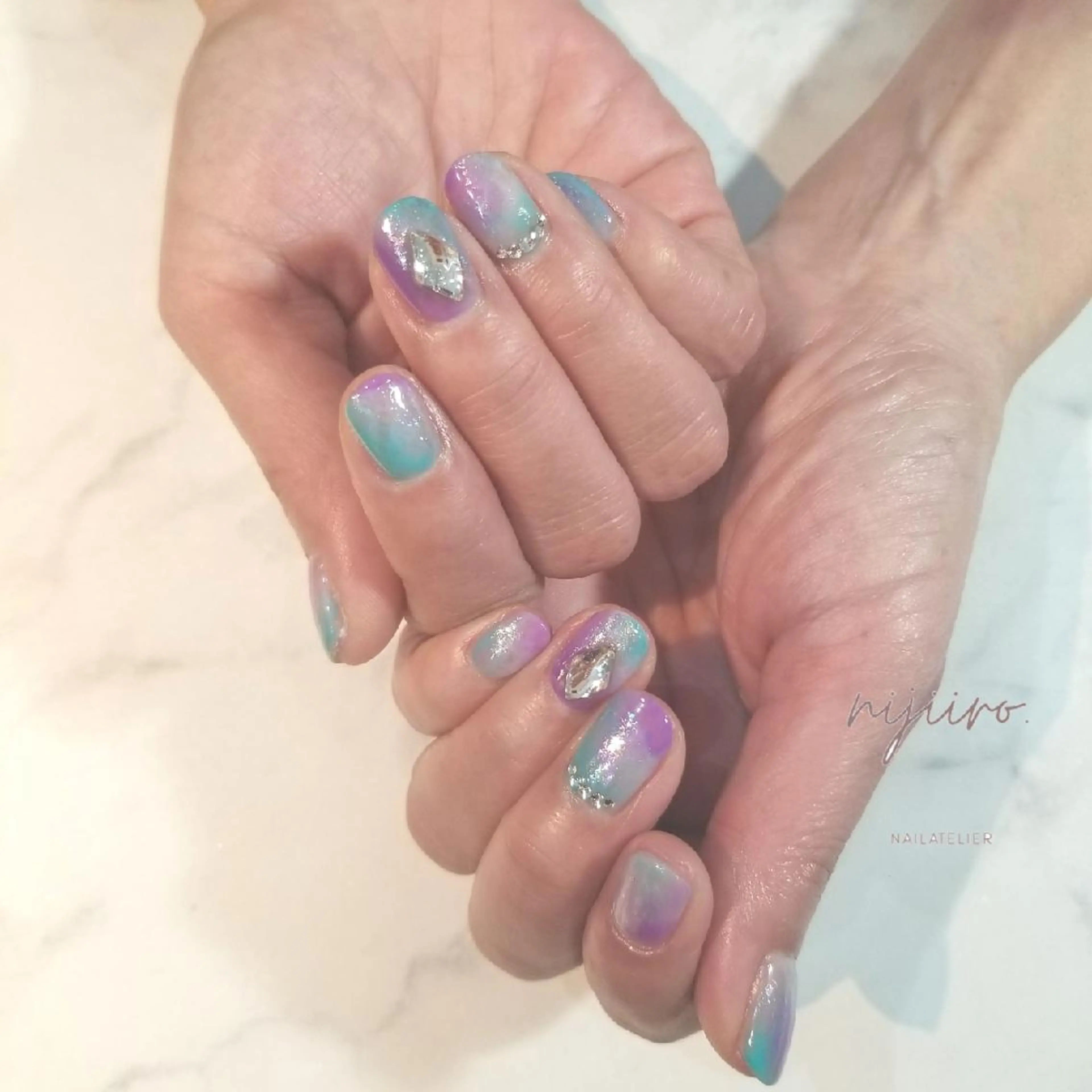 ネイル ハンドネイル nijiiro🌈 サトウのネイルデザイン