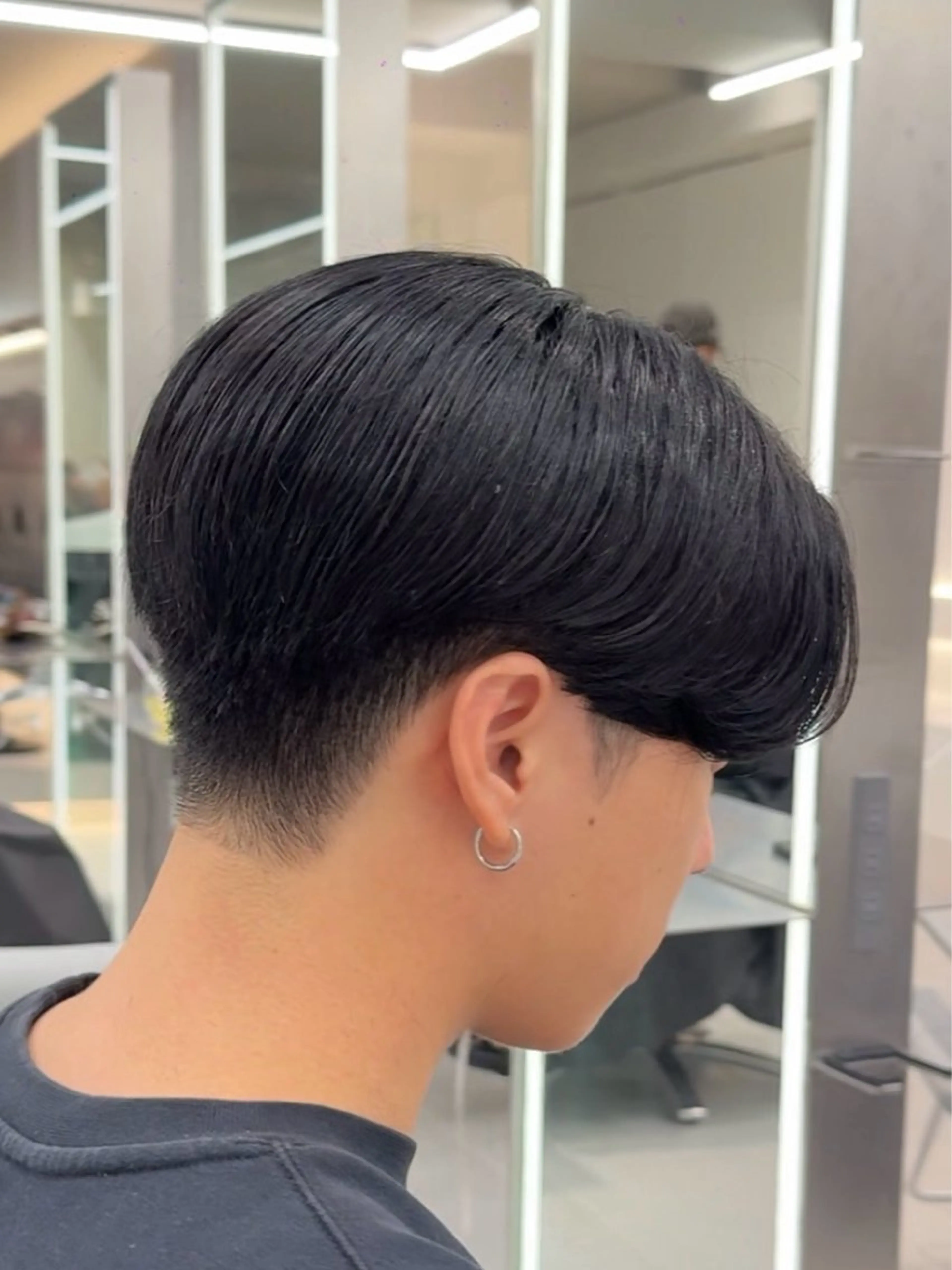 メンズ センターパート 刈り上げ カット ヘアセット 韓国メンズスタイル 🇰🇷パーマのヘアスタイル