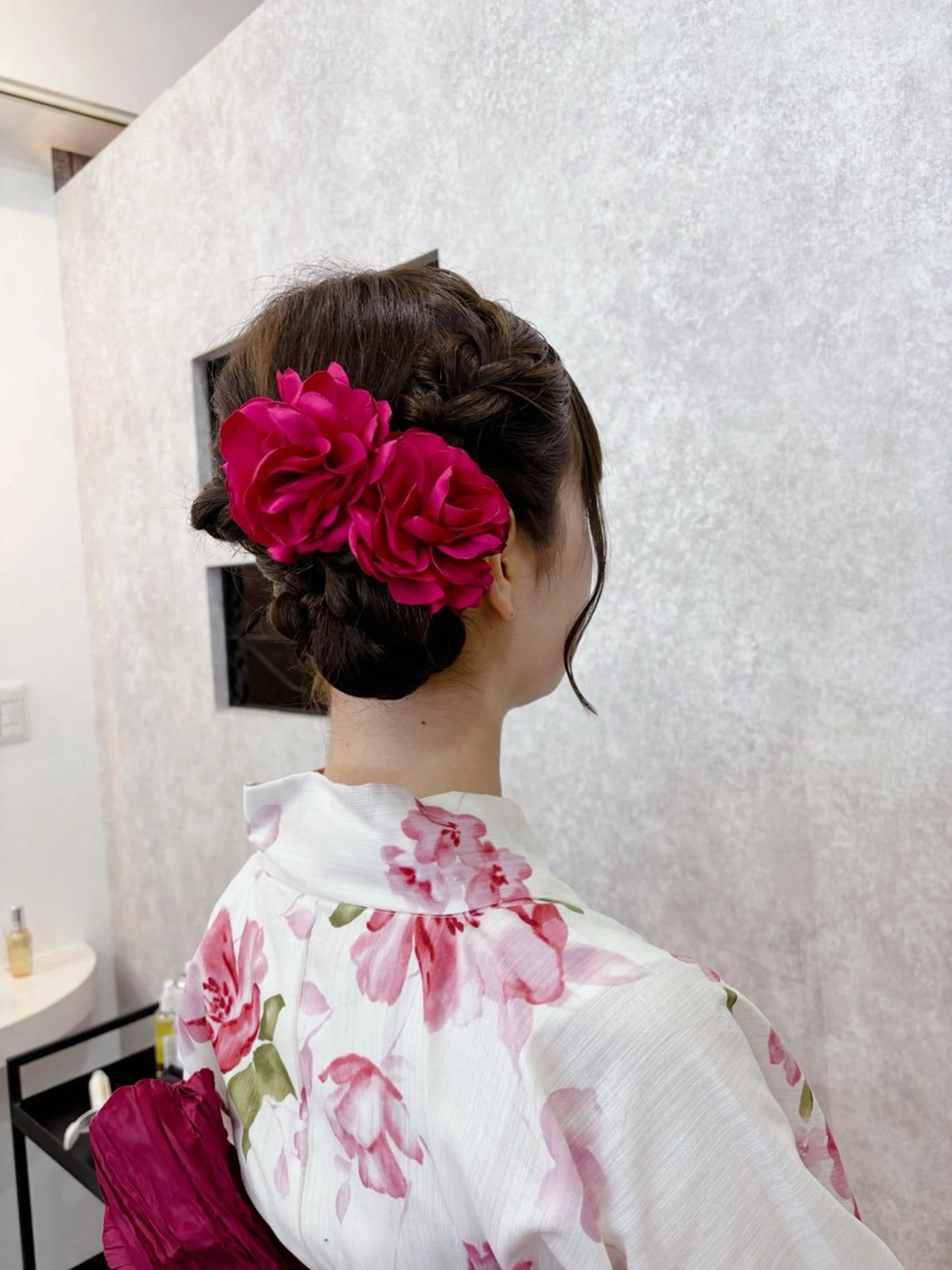 ヘアアレンジ お団子ヘア 上尾韓国レイヤー/ 艶カラー/しの🫧のヘアスタイル