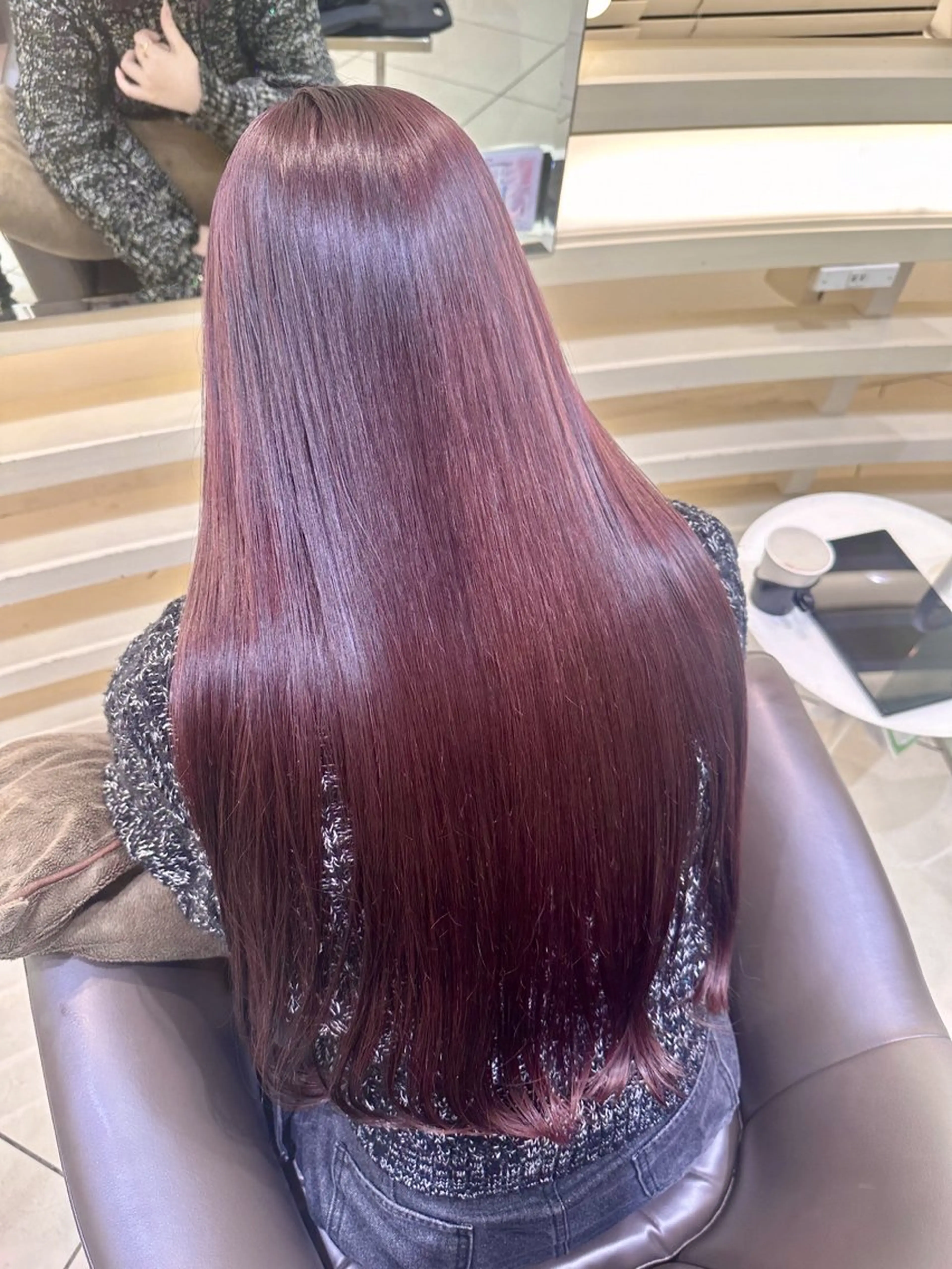 ロング カラー 銀座レイヤーカット ×シースルー前髪のヘアスタイル