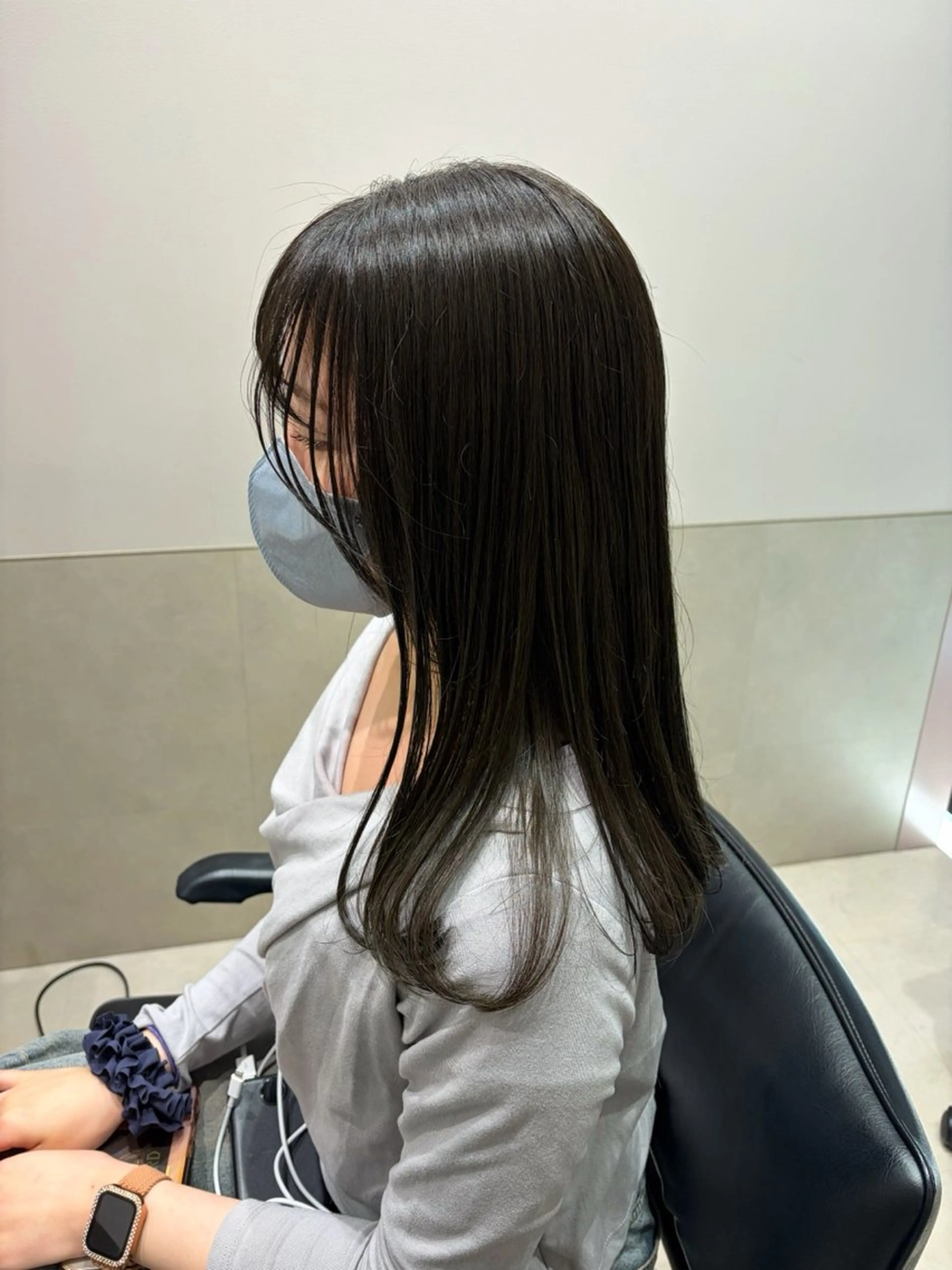 セミロング カラー カット ヘアカラー トリートメント 佐野 えり奈のヘアスタイル