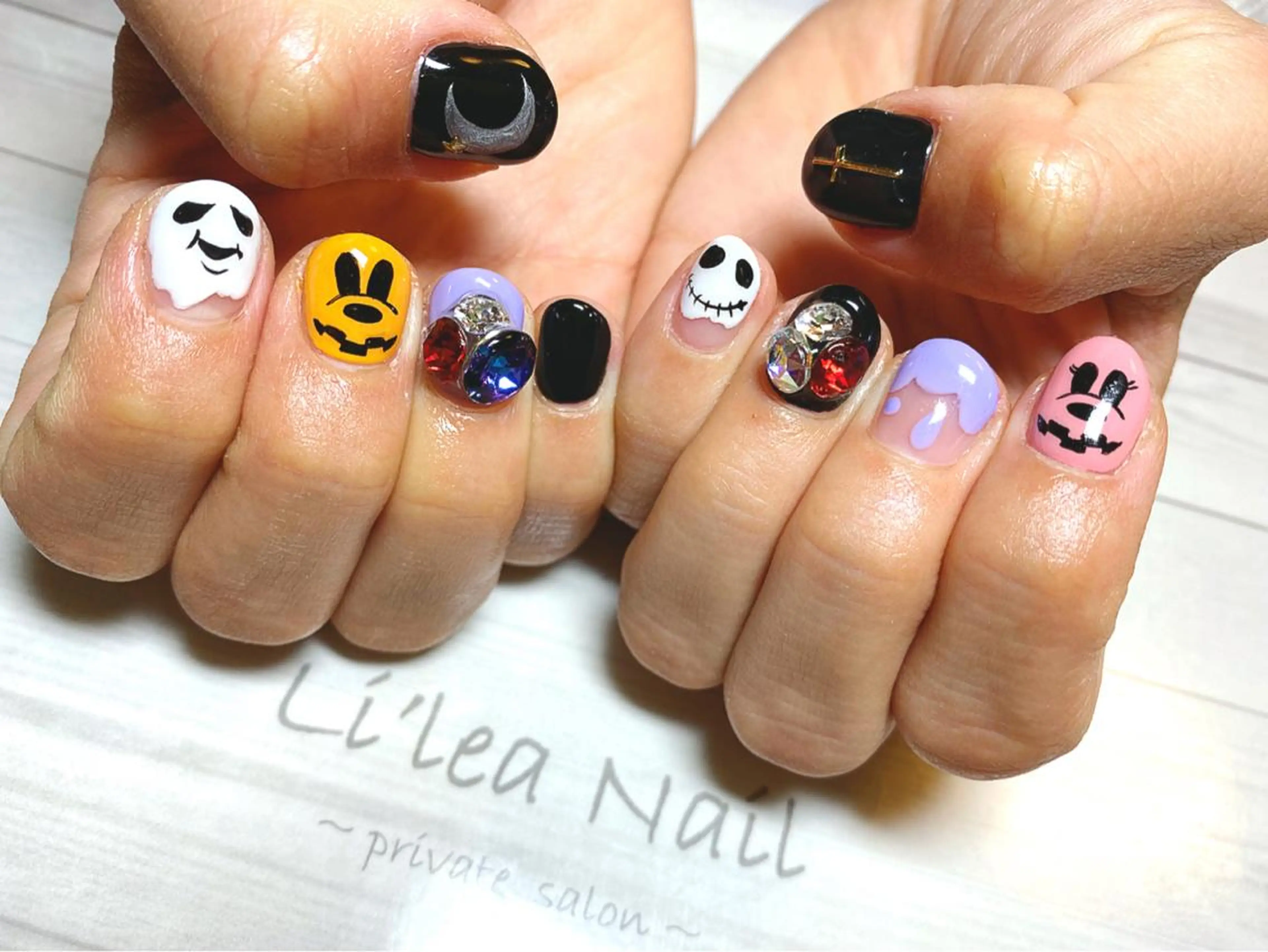 ネイル Li'leaNail AINAのネイルデザイン