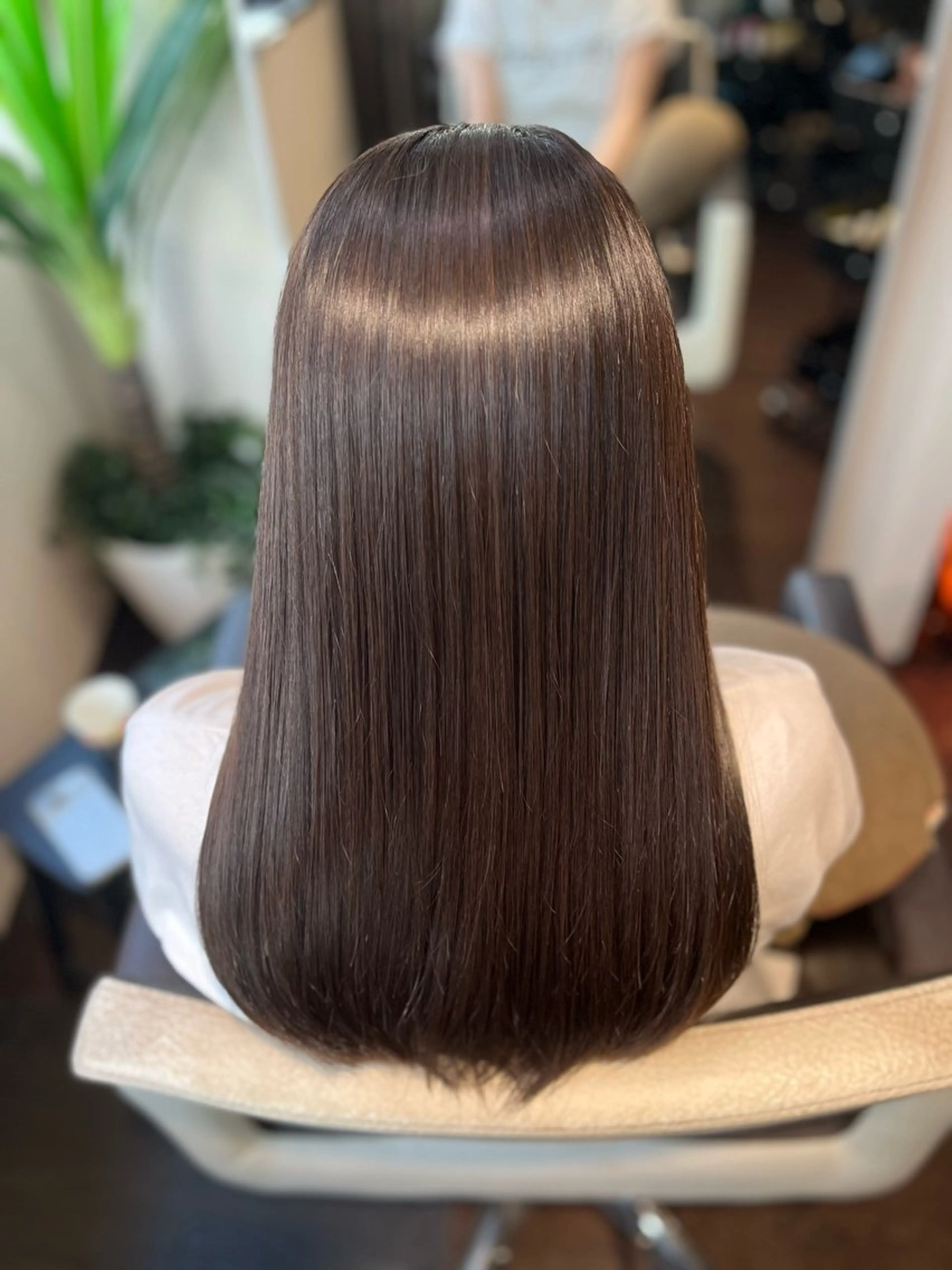 セミロング カラー 髪質改善 縮毛矯正 トリートメント @ YUTAのヘアスタイル