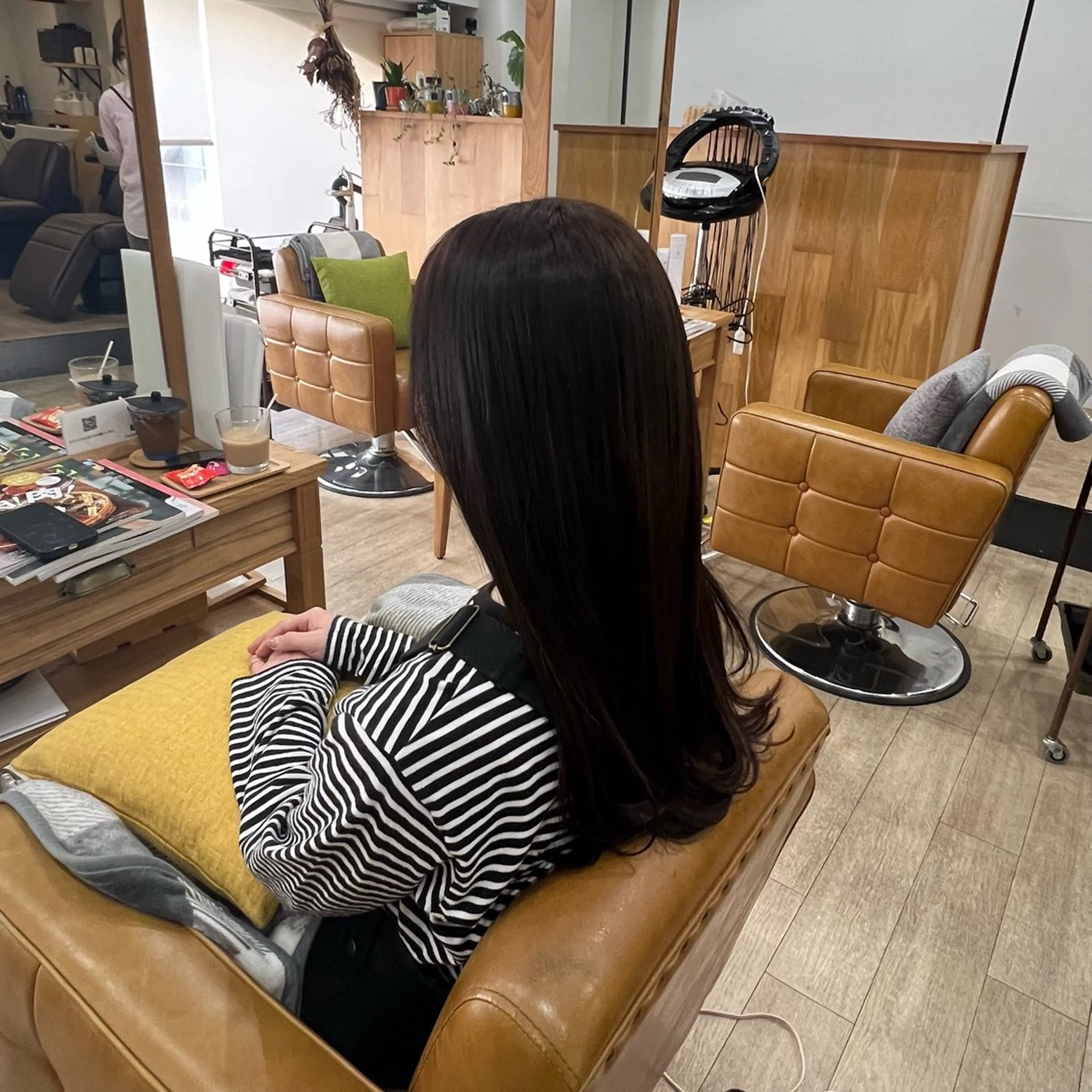 カラー 土井 智哉のヘアスタイル