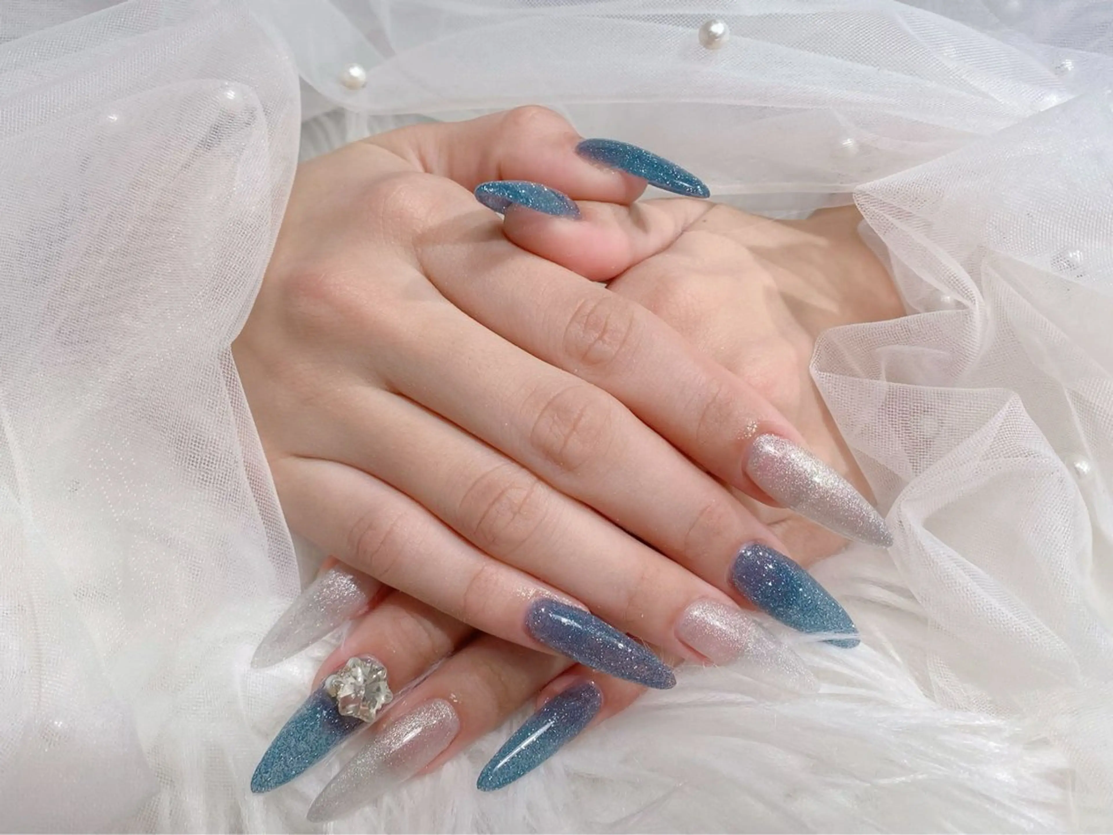 ネイル 🌈 Laule'aのネイルデザイン