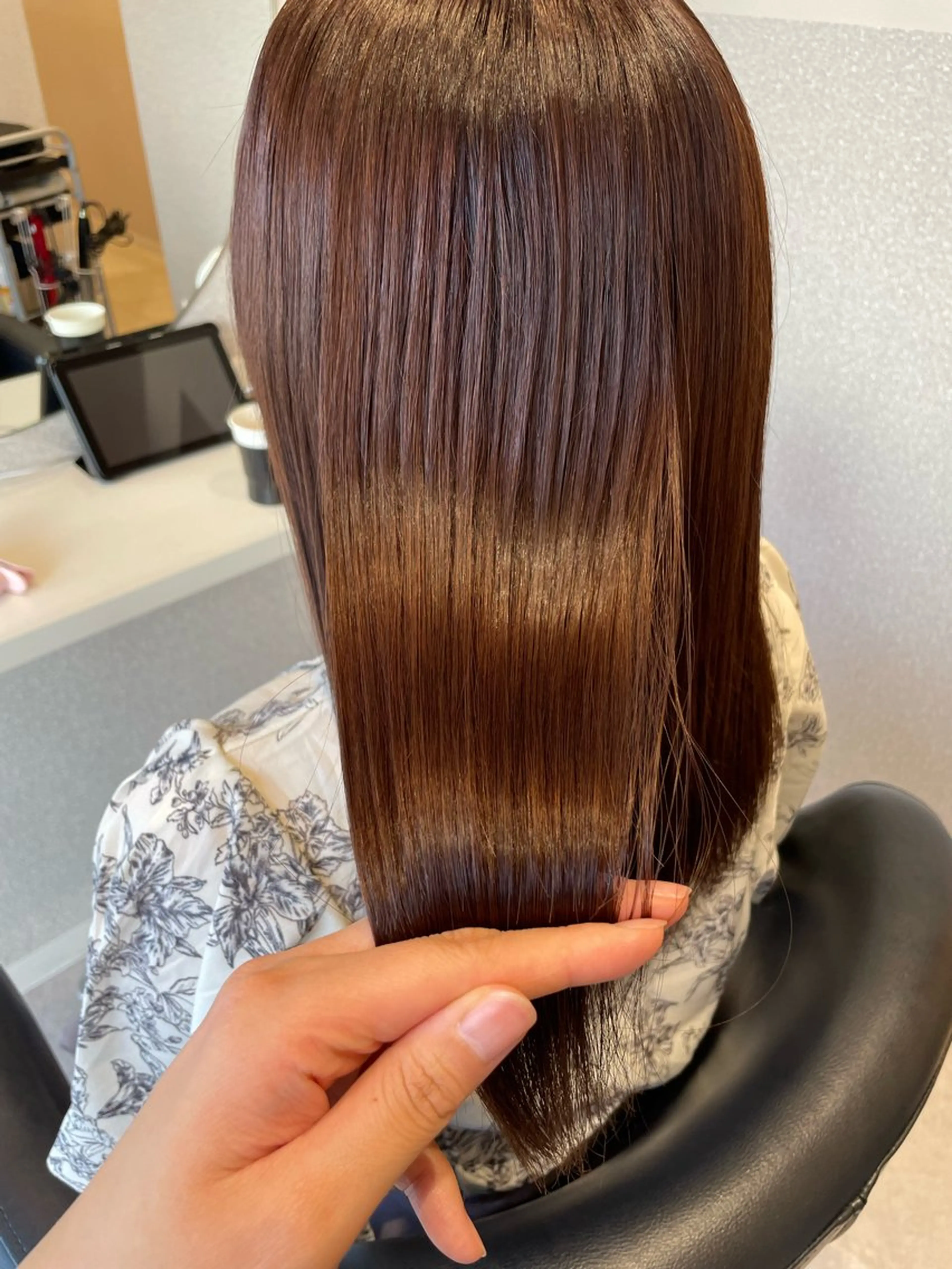 〖 髪質改善 〗サイエンスアクアTr＋全体カラー 🫧の写真