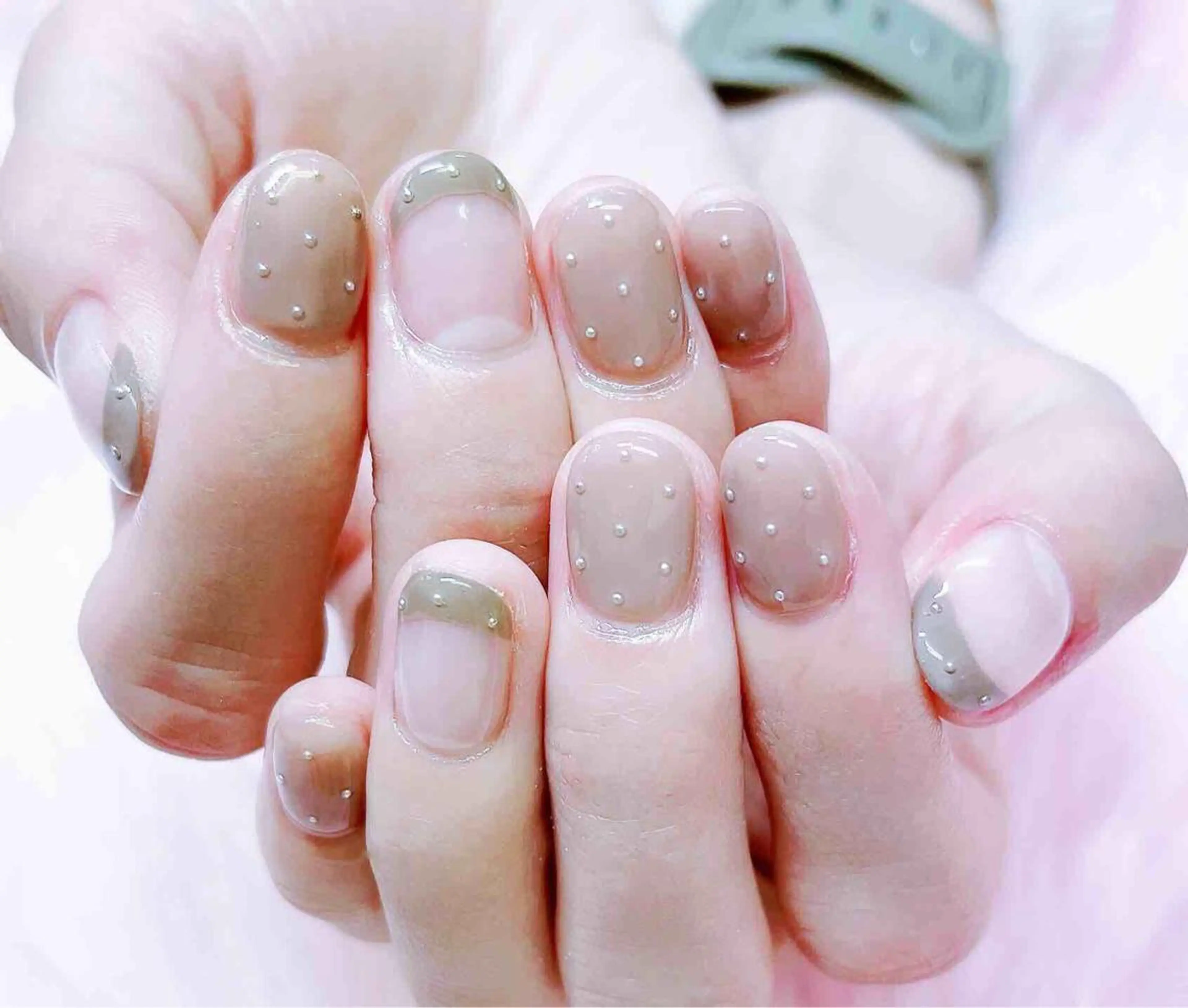 ネイル ハンドネイル MoonNail ユリ🌸のネイルデザイン