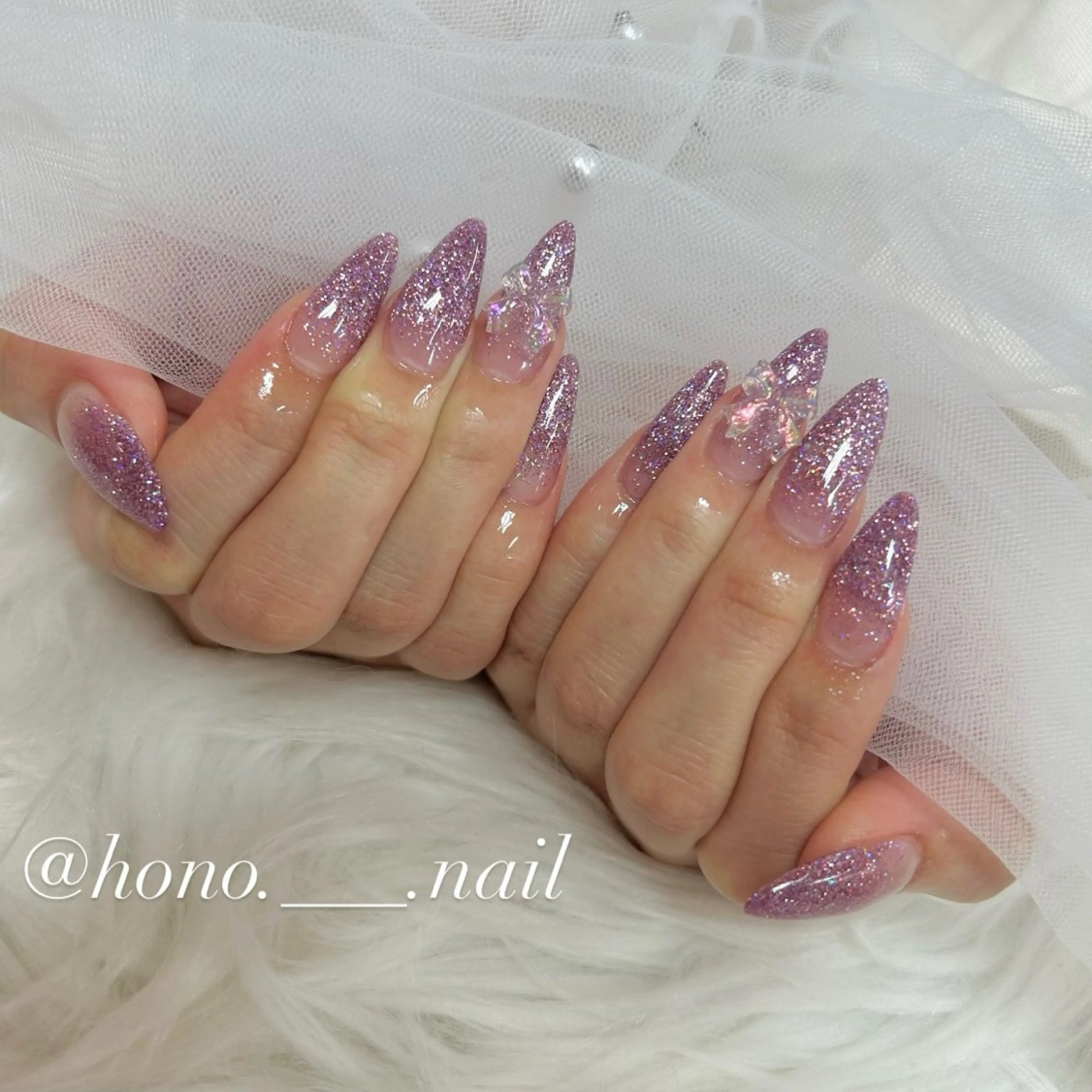 練習モデル【スカルプ】ラメグラデーションの写真