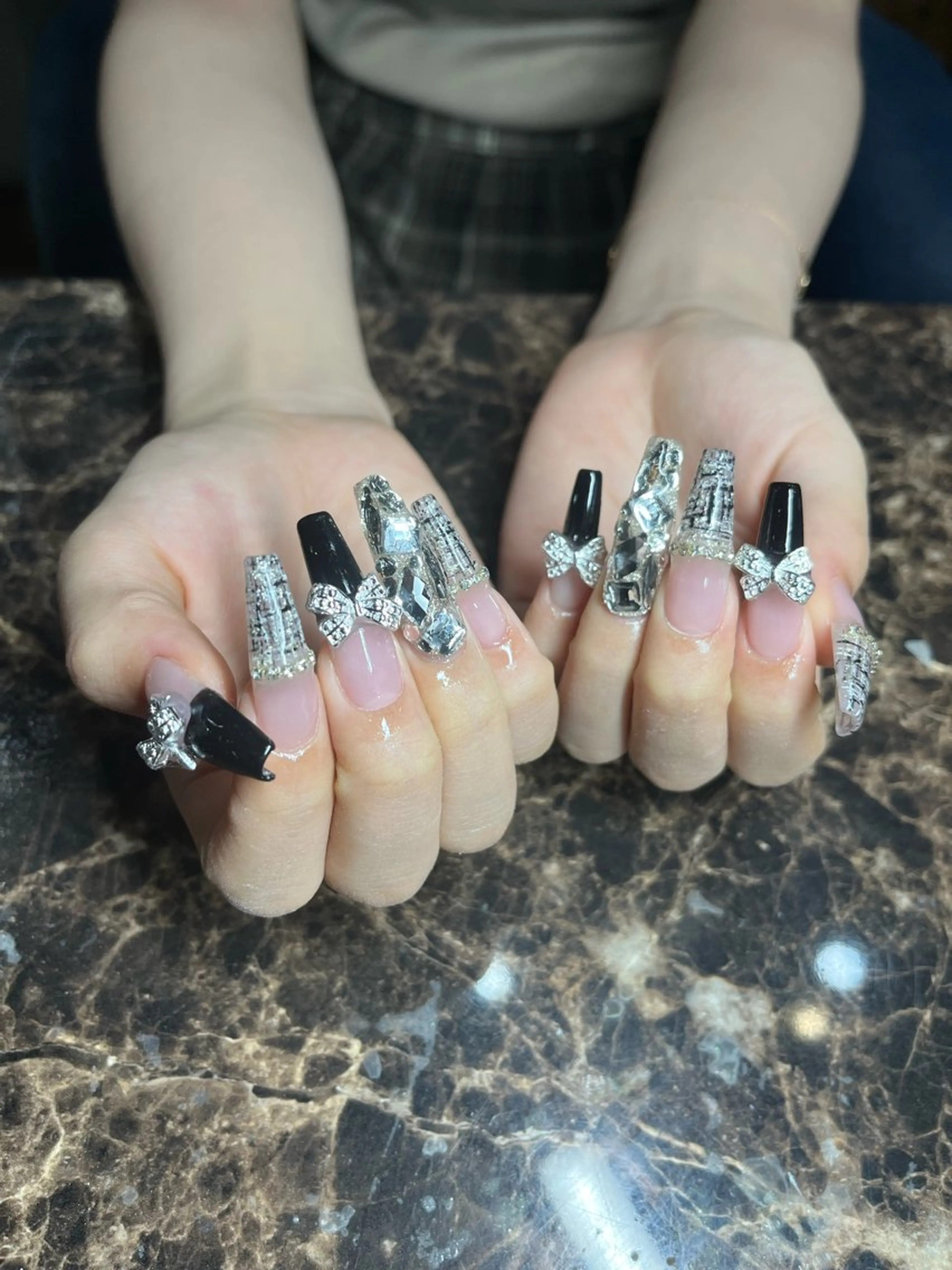 ネイル ハンドネイル IROHA Nail 矢掛萌子のネイルデザイン