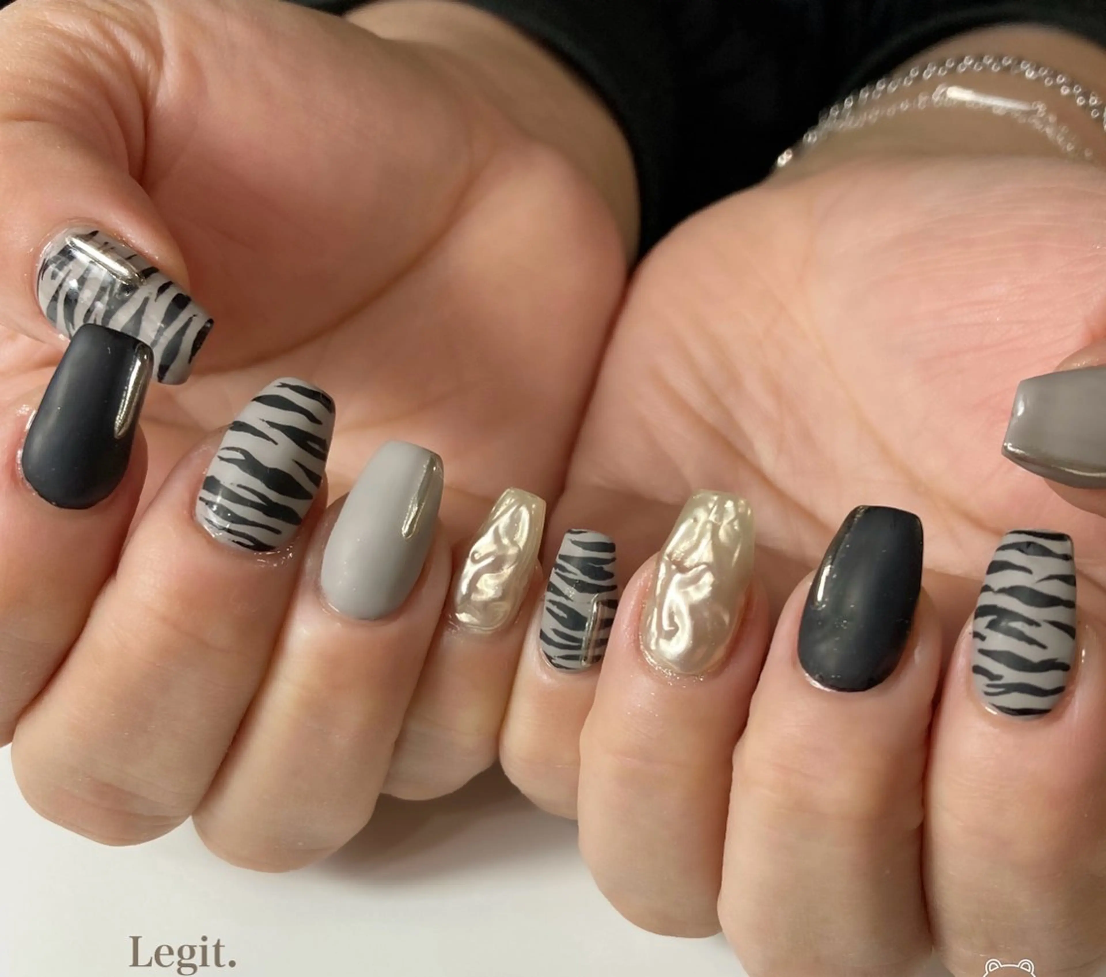 ネイル Legit nail salonのネイルデザイン
