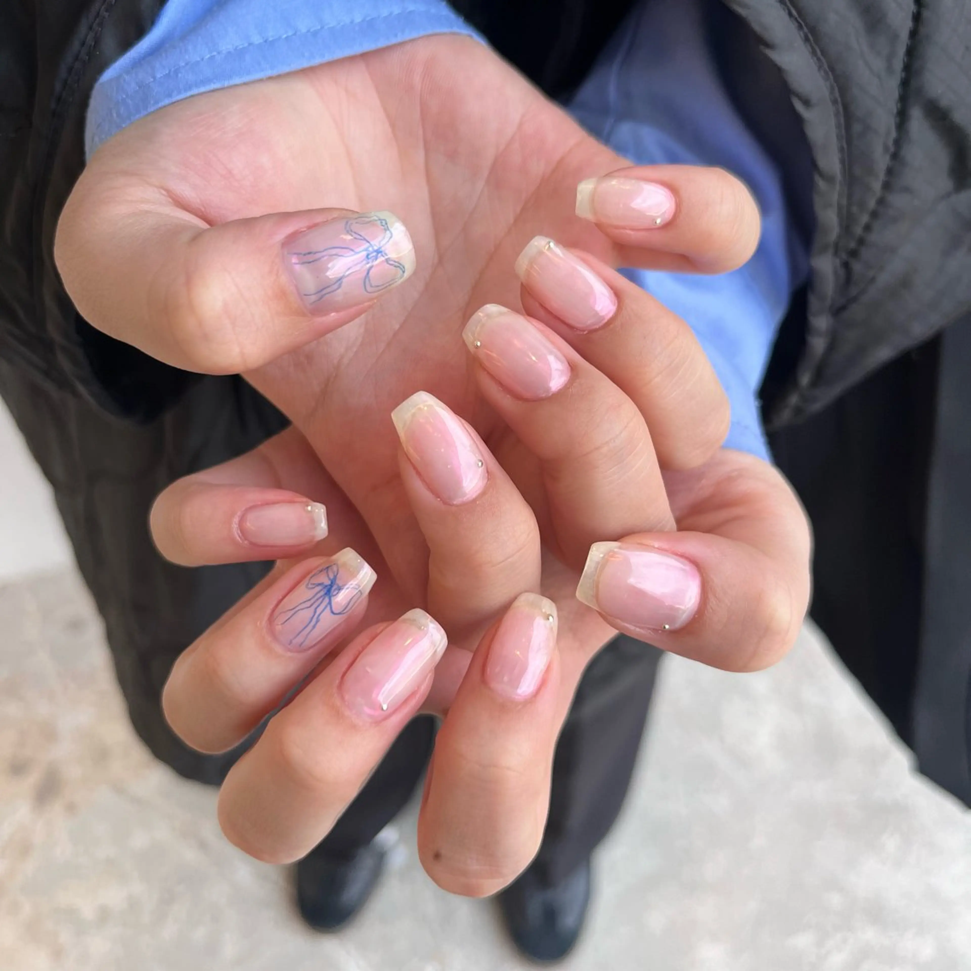 ネイル 井上 杏奈のネイルデザイン