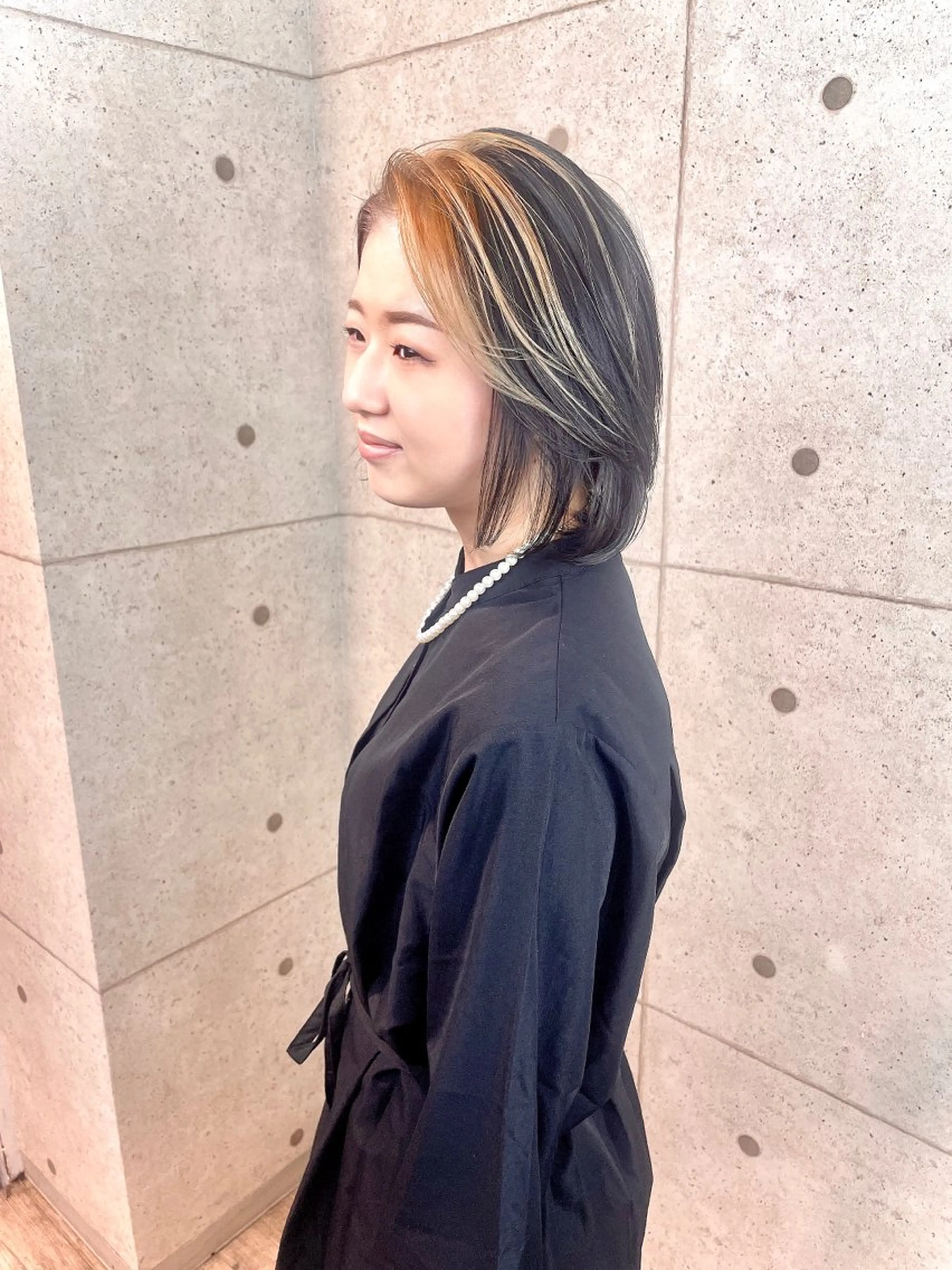 ミディアム ミストバング 1日1名様限定 予約可能のヘアスタイル