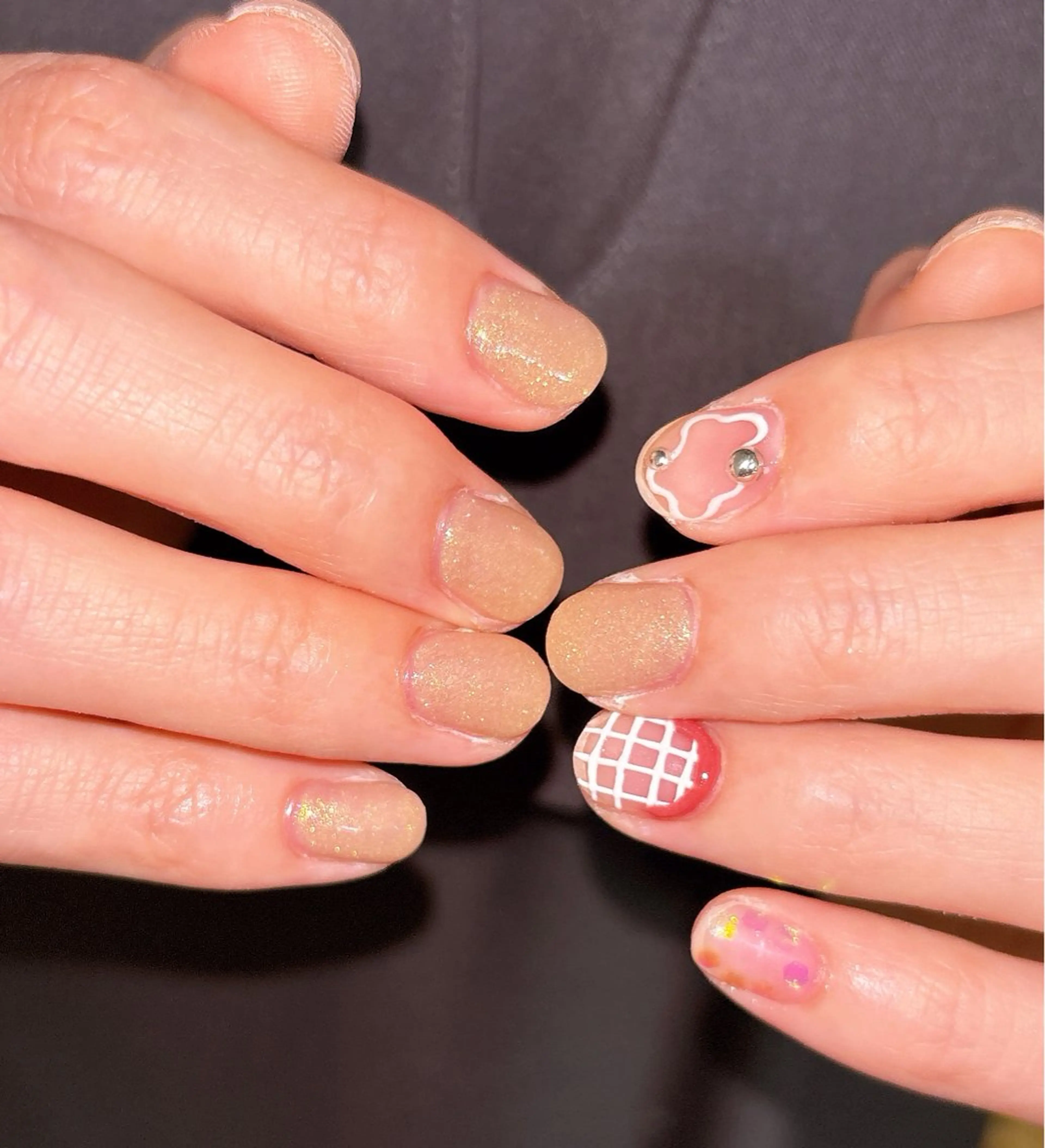 ネイル オーロラネイル クリアネイル フットネイル フレンチネイル ジェルネイル ハンドネイル kiki nail &brow二子玉川の眉毛・アイブロウイメージ