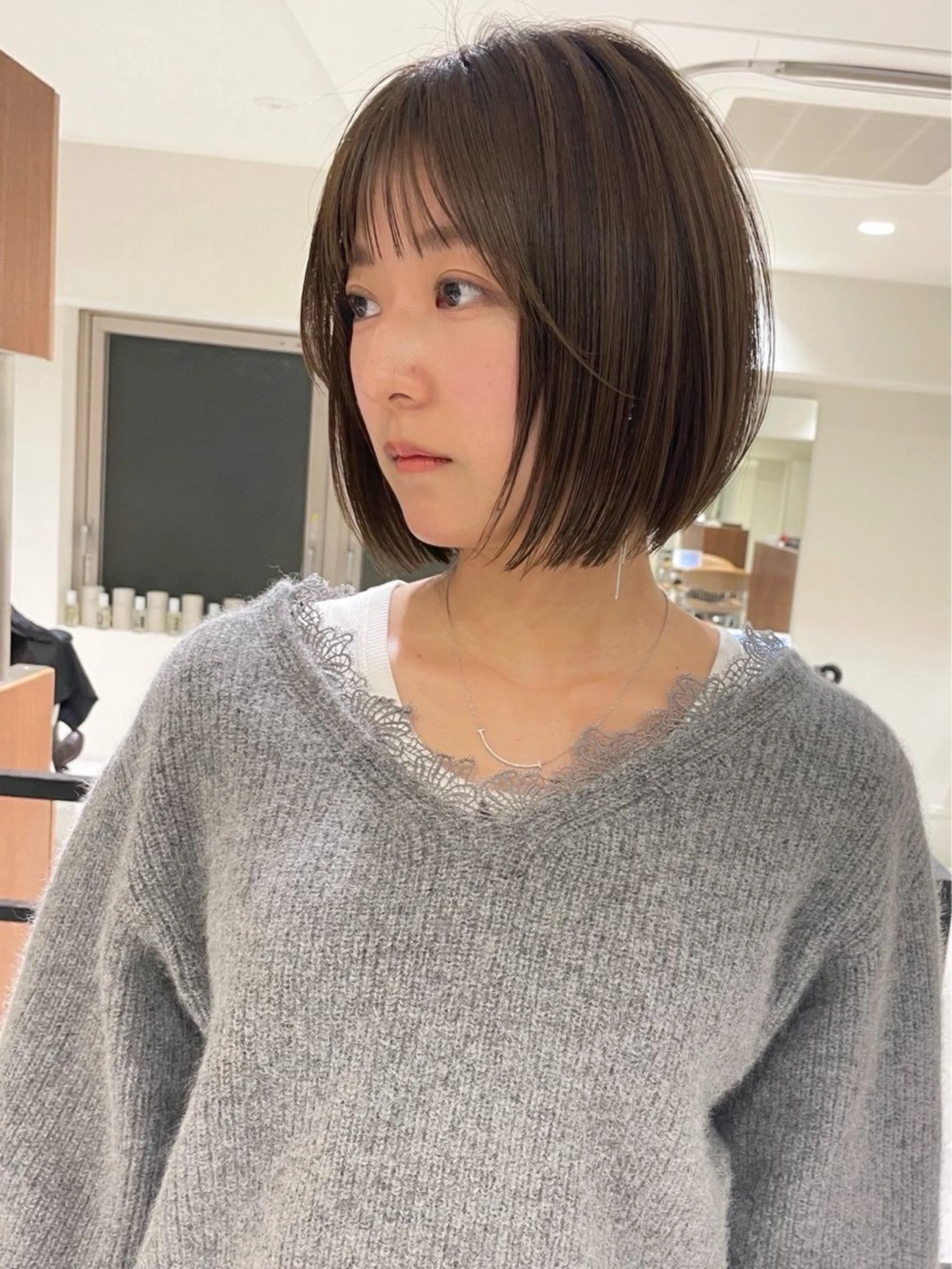 ショート ボブ カット トリートメント 市毛 結菜のヘアスタイル